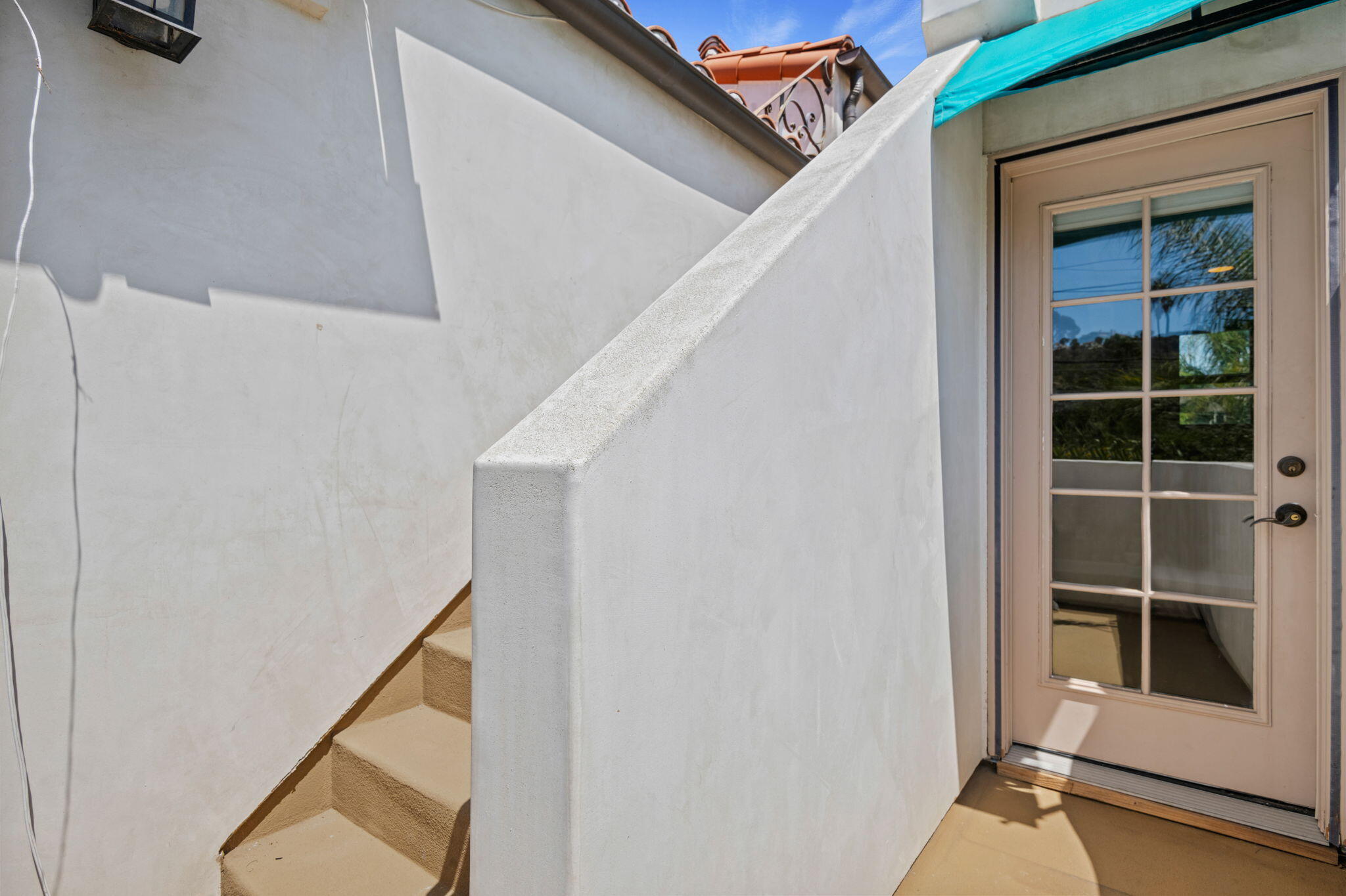 330 W Canon Perdido Street