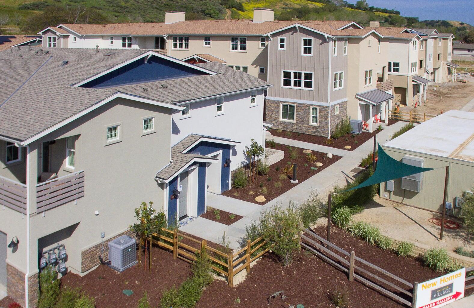 254 Robles Way