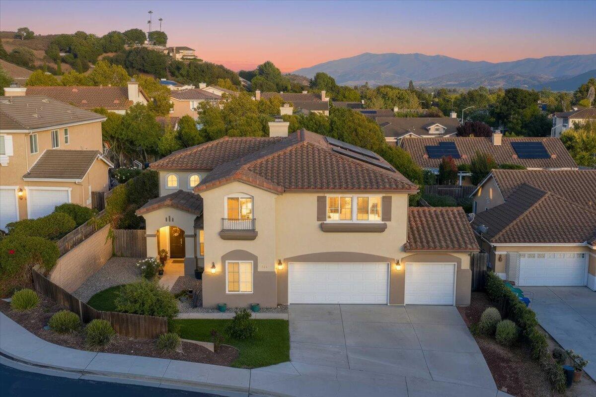526 Cliffrose Lane