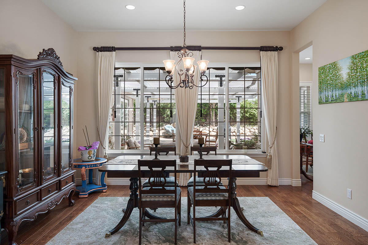 1230 Coast Oak Drive