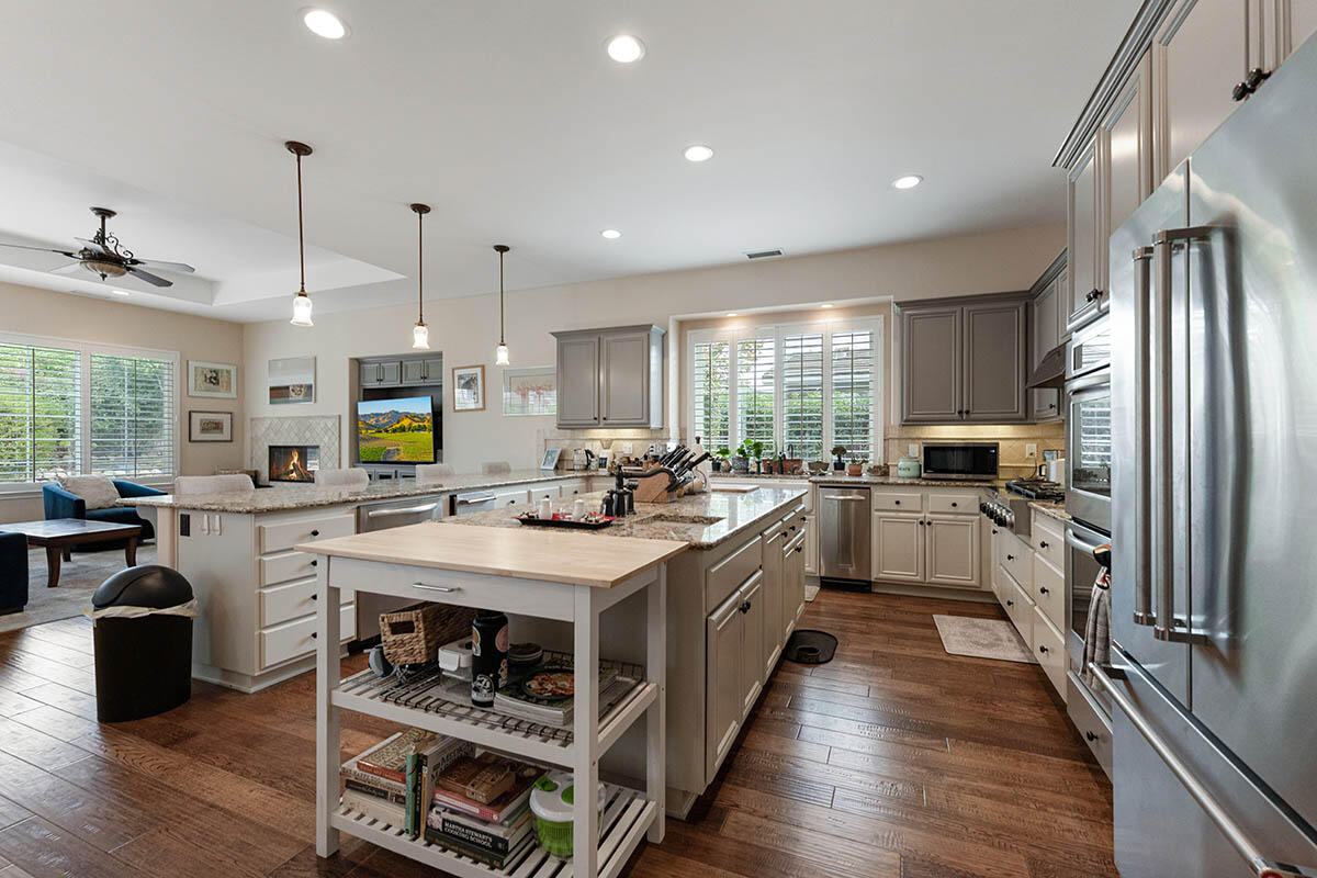 1230 Coast Oak Drive