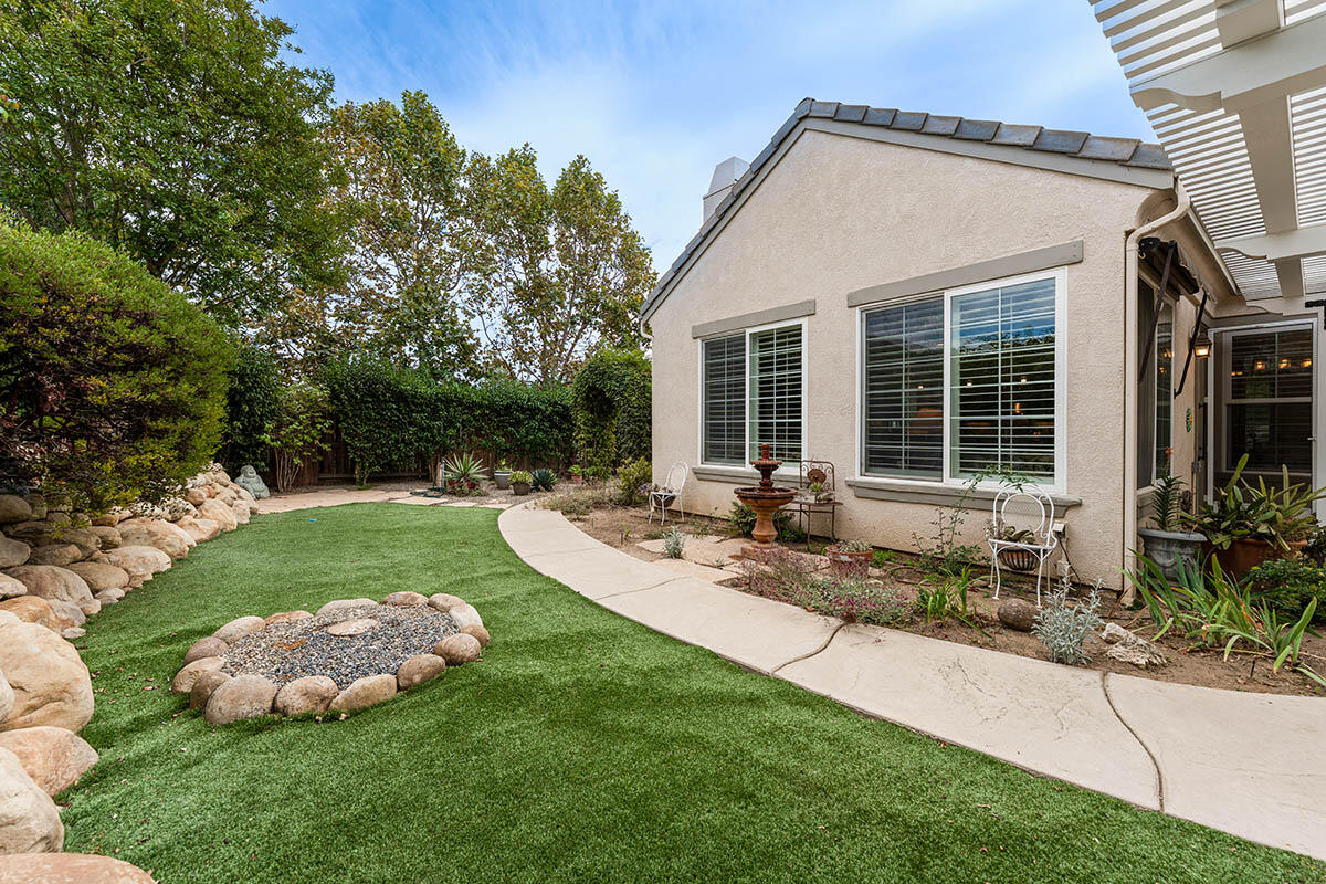 1230 Coast Oak Drive