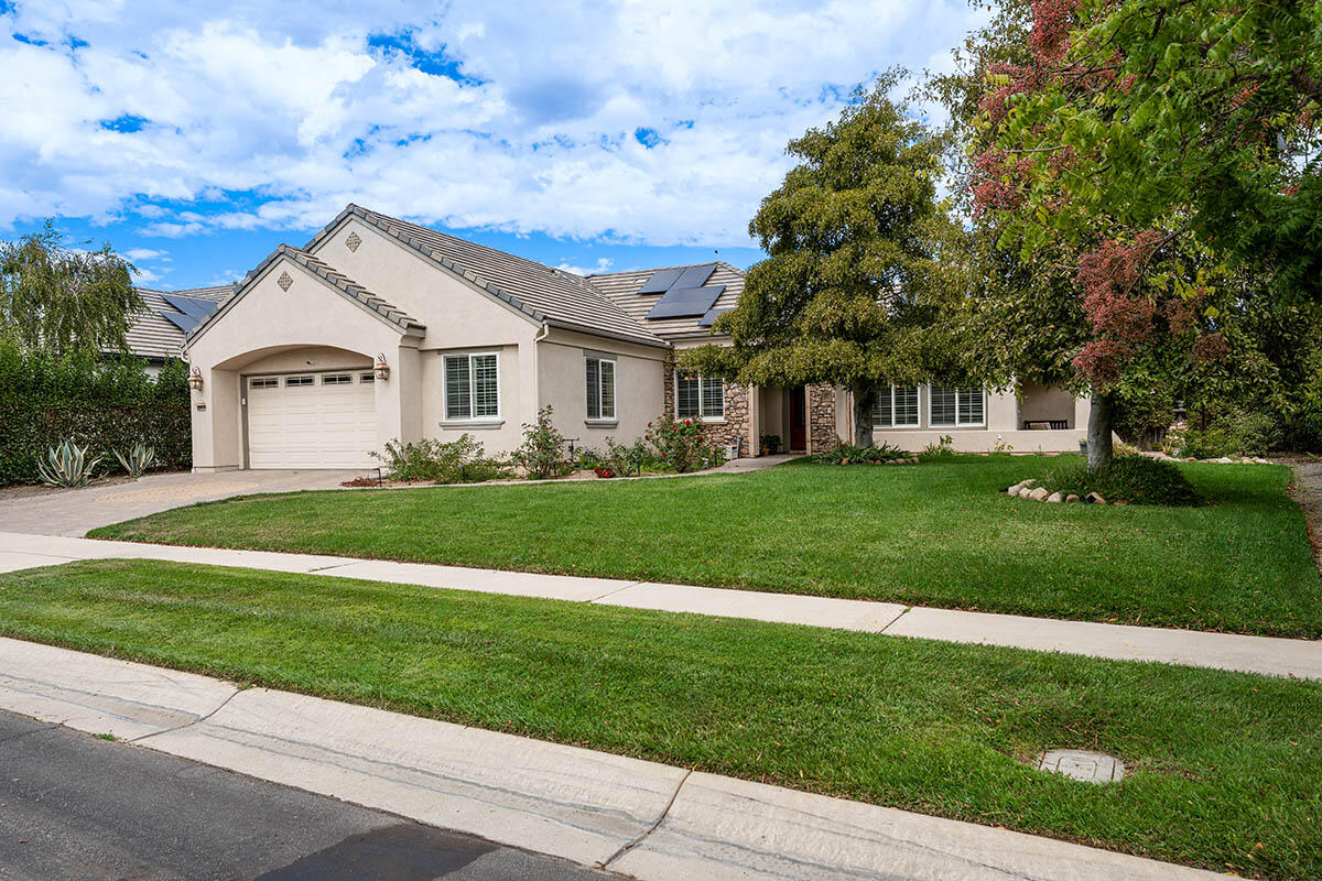 1230 Coast Oak Drive