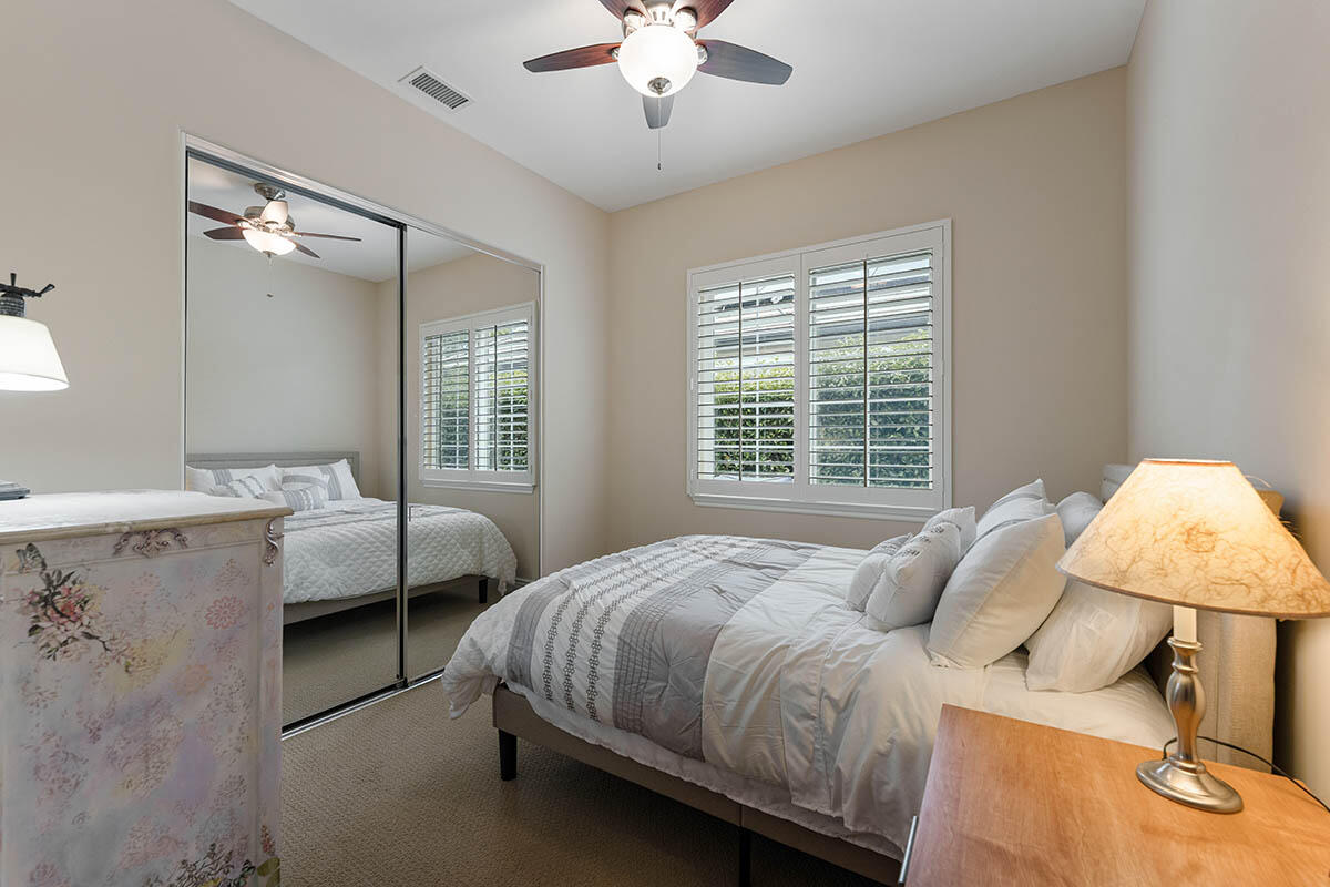 1230 Coast Oak Drive