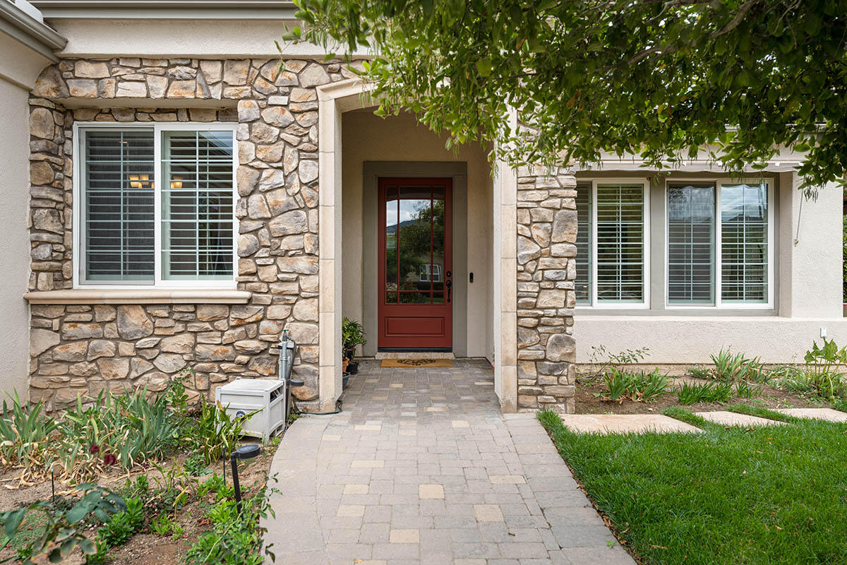 1230 Coast Oak Drive