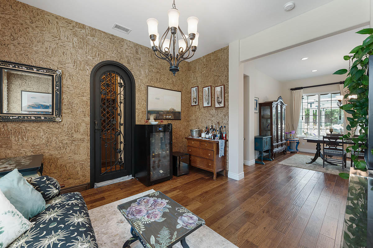 1230 Coast Oak Drive