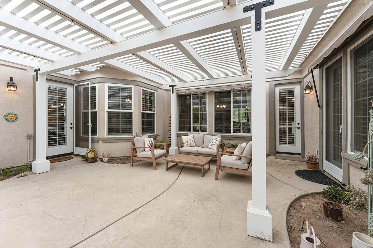 1230 Coast Oak Drive