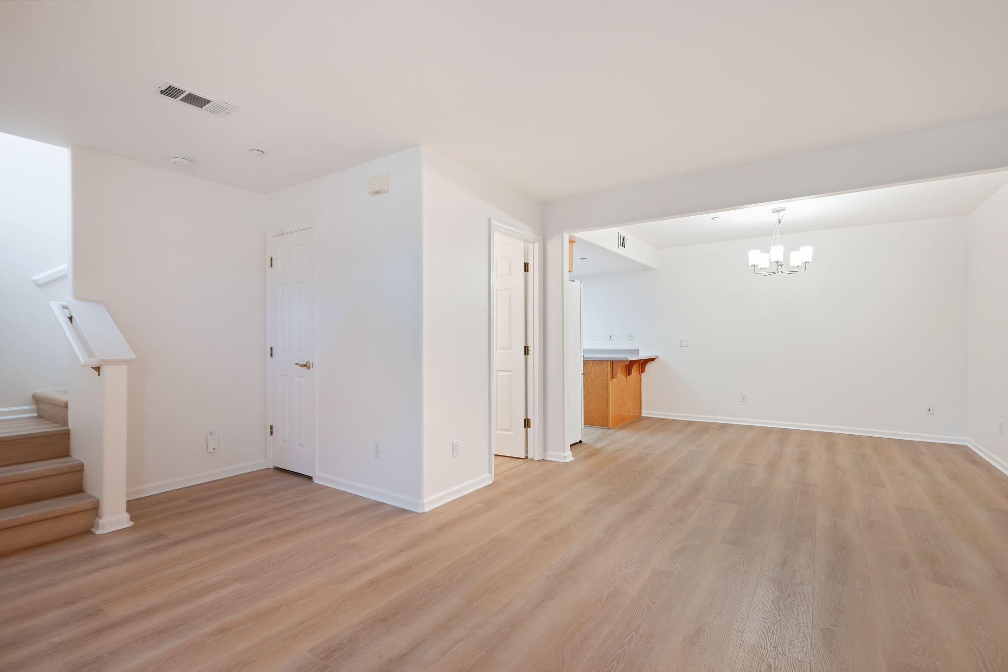 599 Central Avenue