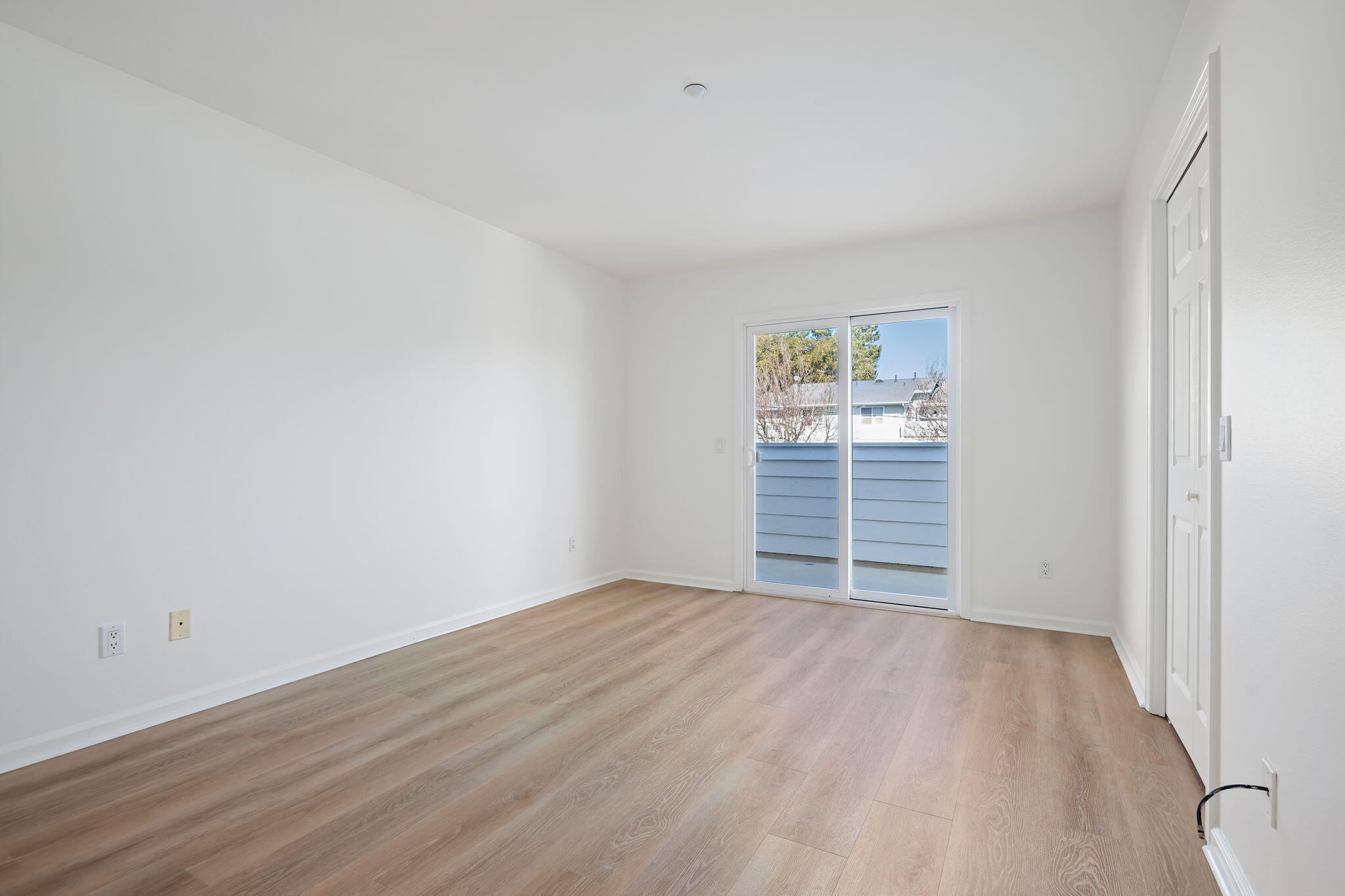 599 Central Avenue