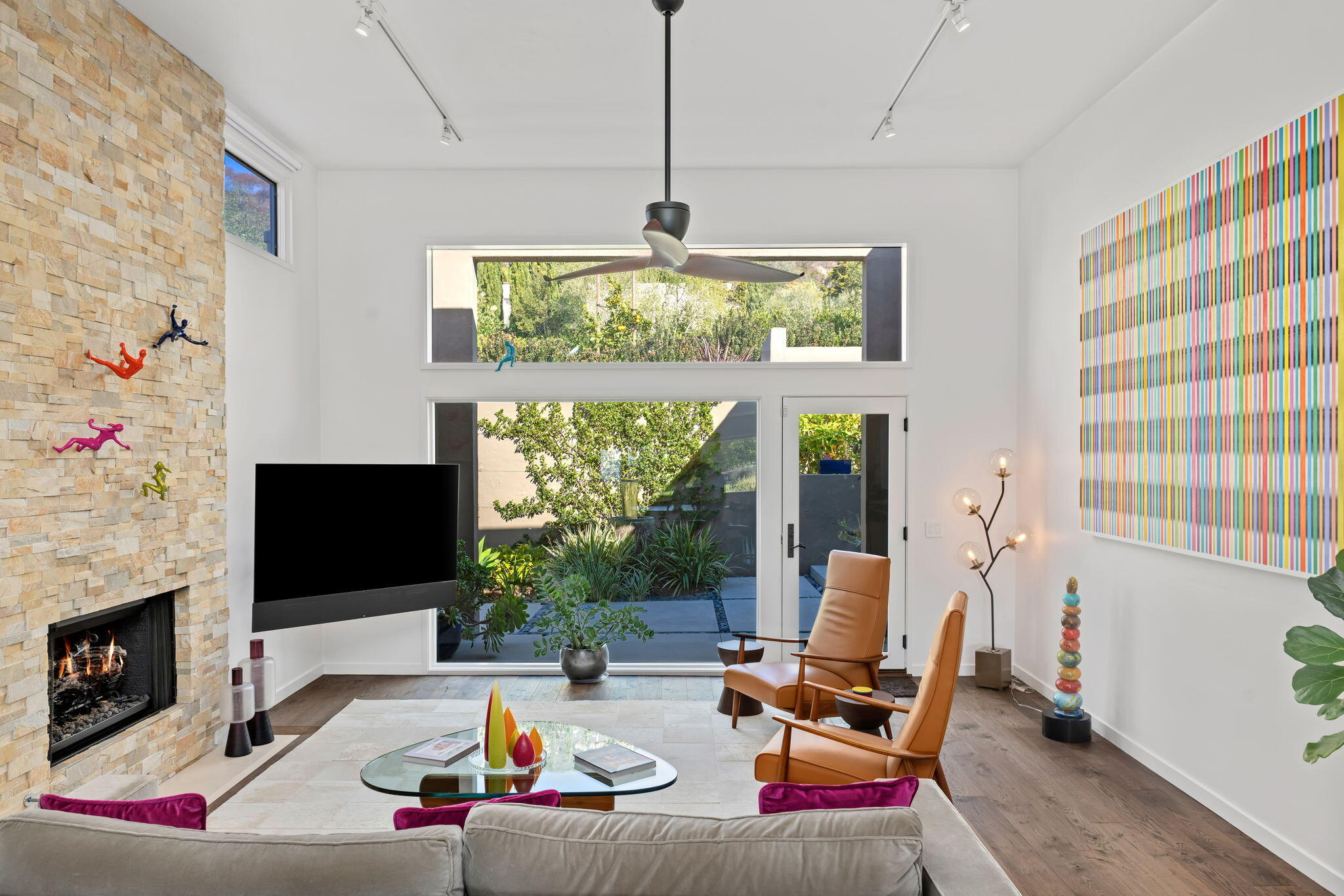 193 E Mountain Drive