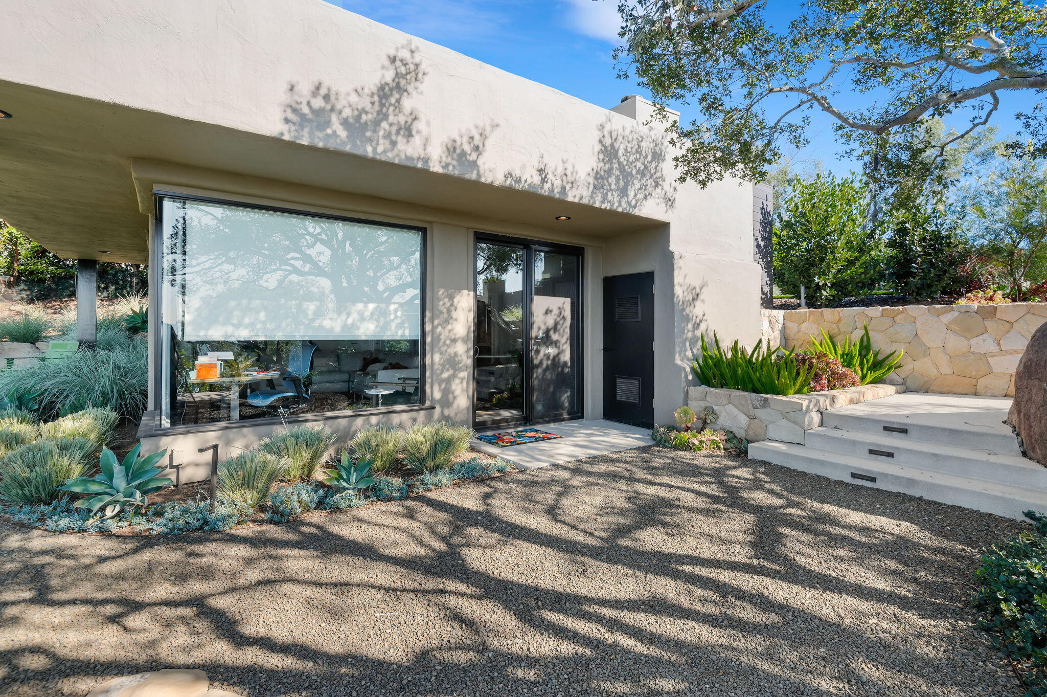 193 E Mountain Drive