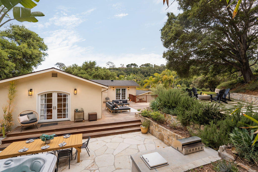 1336 Manitou Road