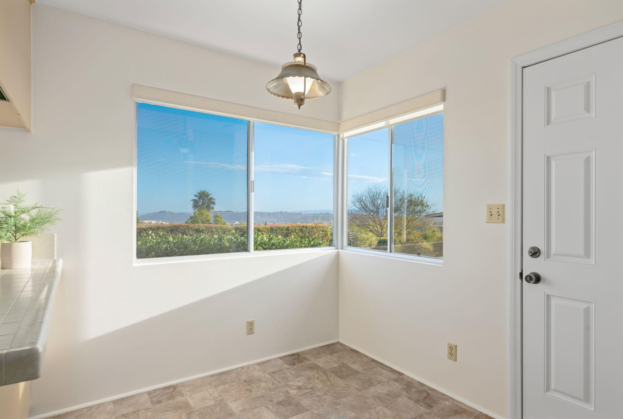 3199 Lucinda Lane