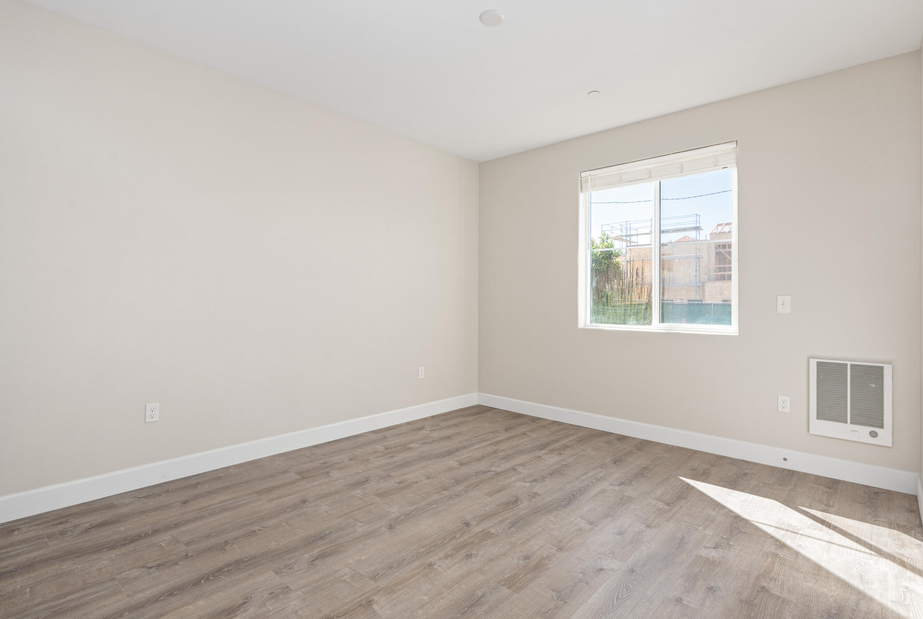 232 Bainbridge Court