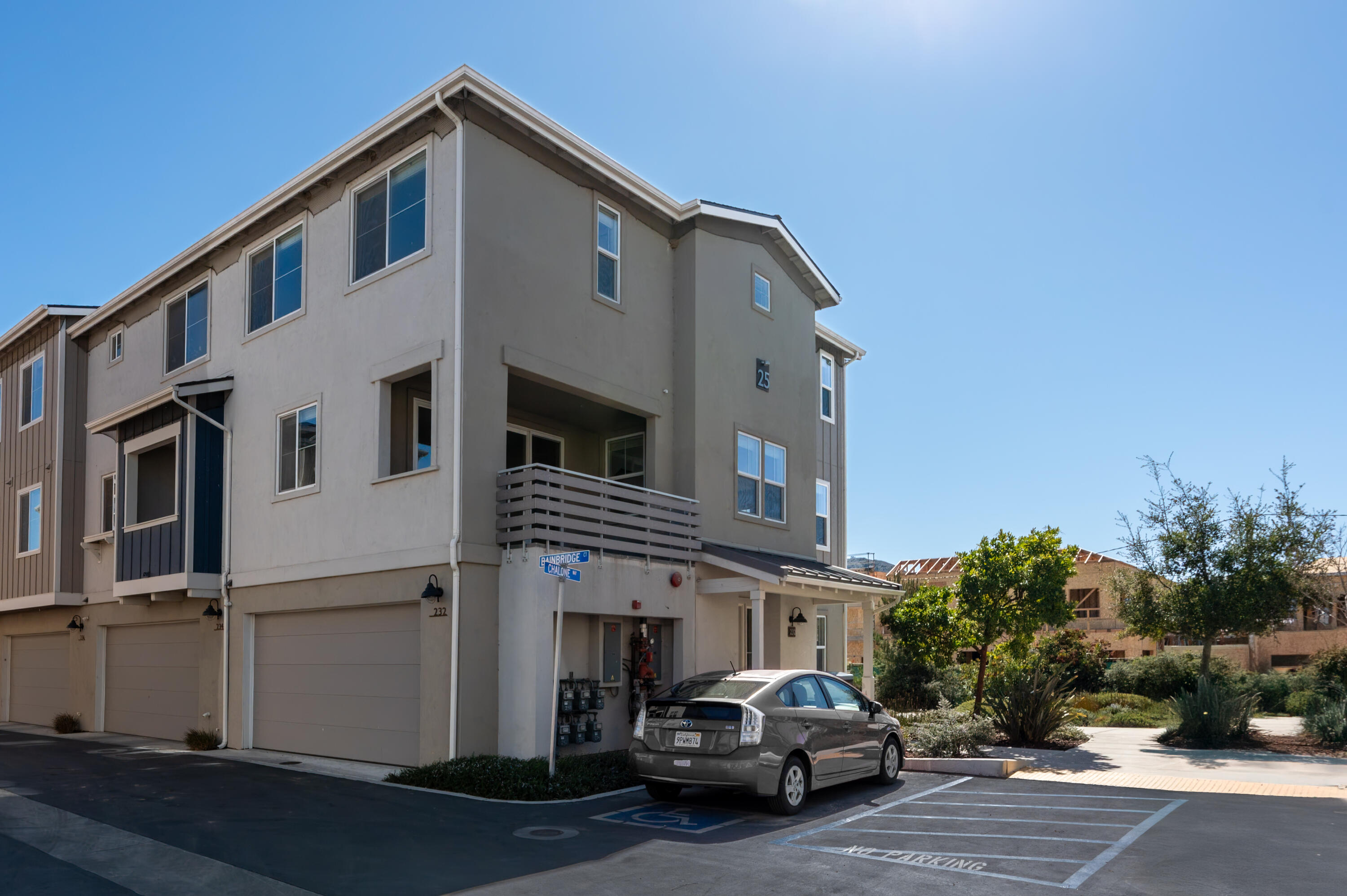 232 Bainbridge Court