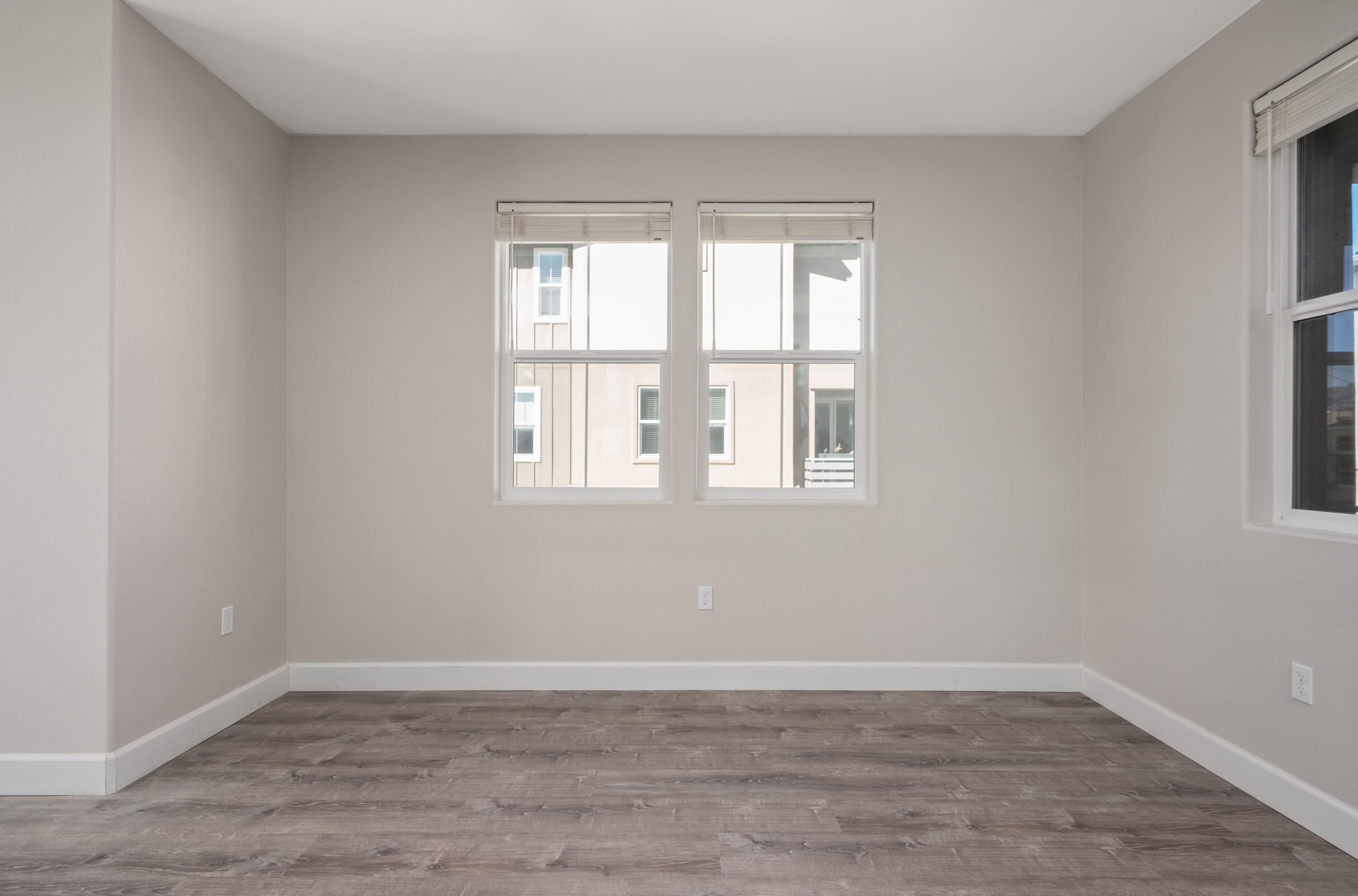 232 Bainbridge Court