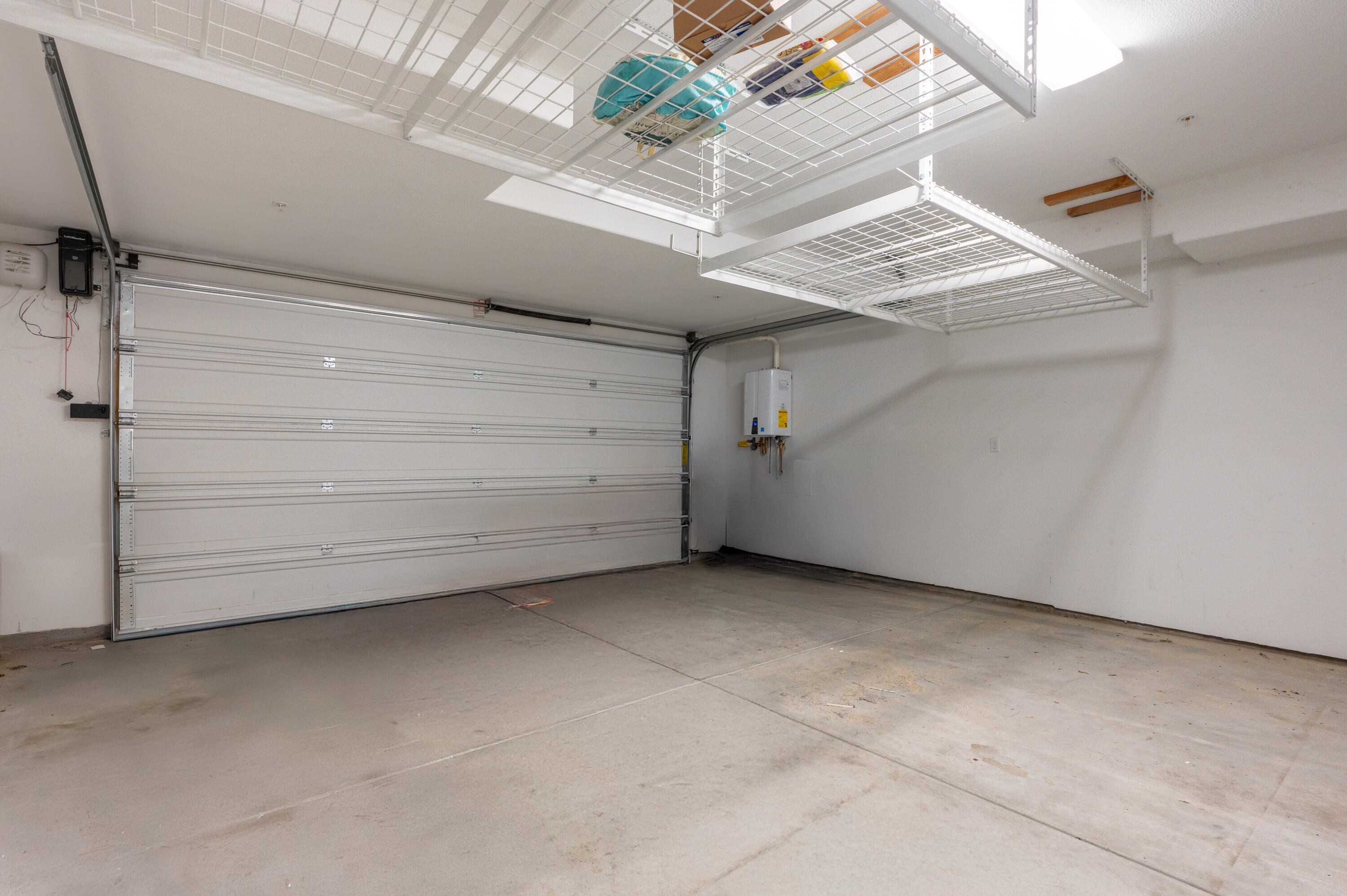 232 Bainbridge Court