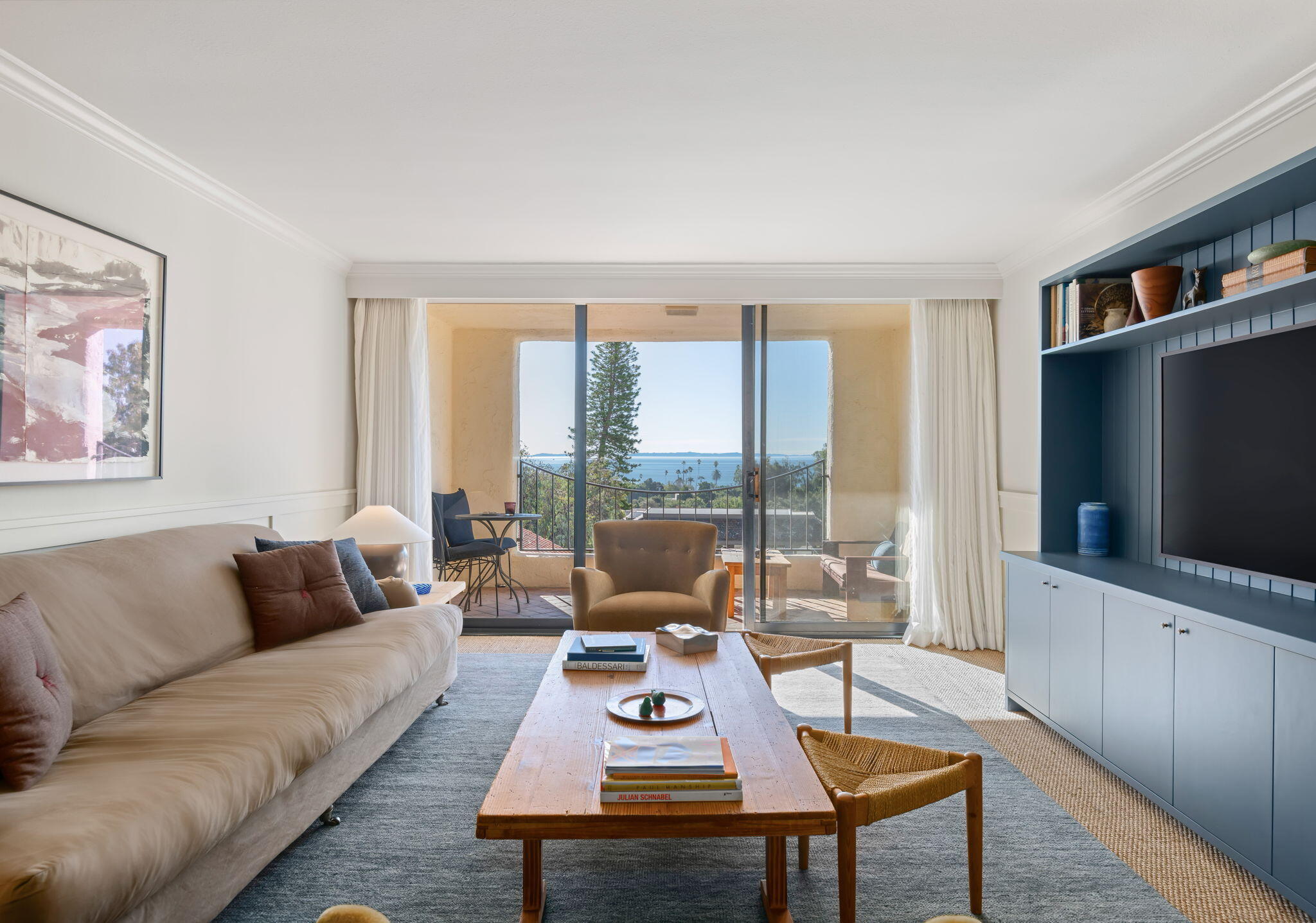 1220 Coast Village Road 308