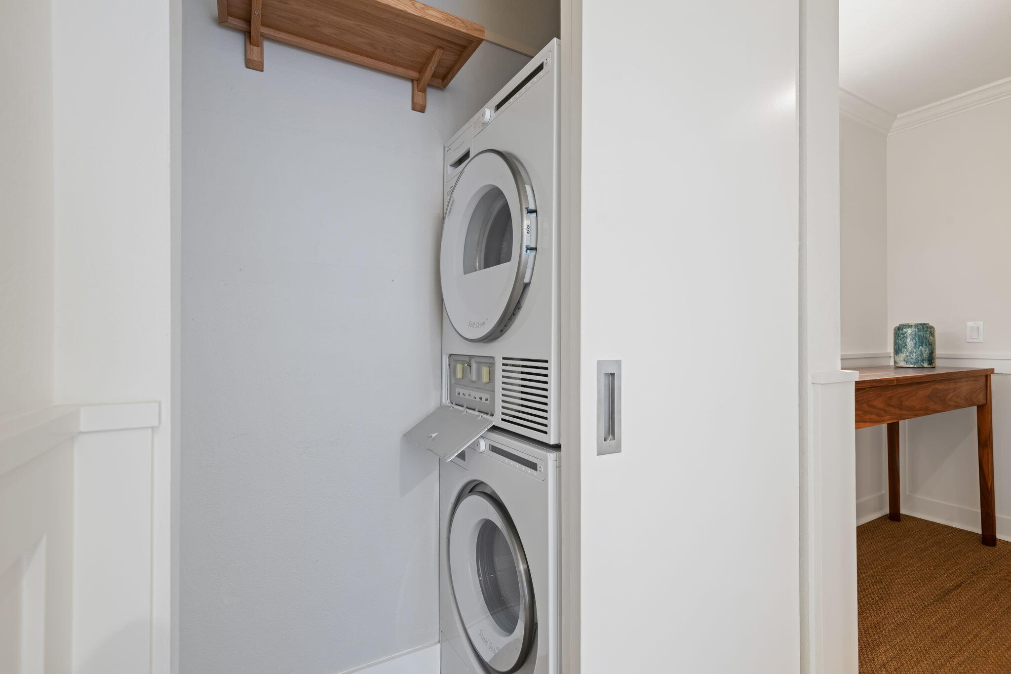 1220 Coast Village Road 308