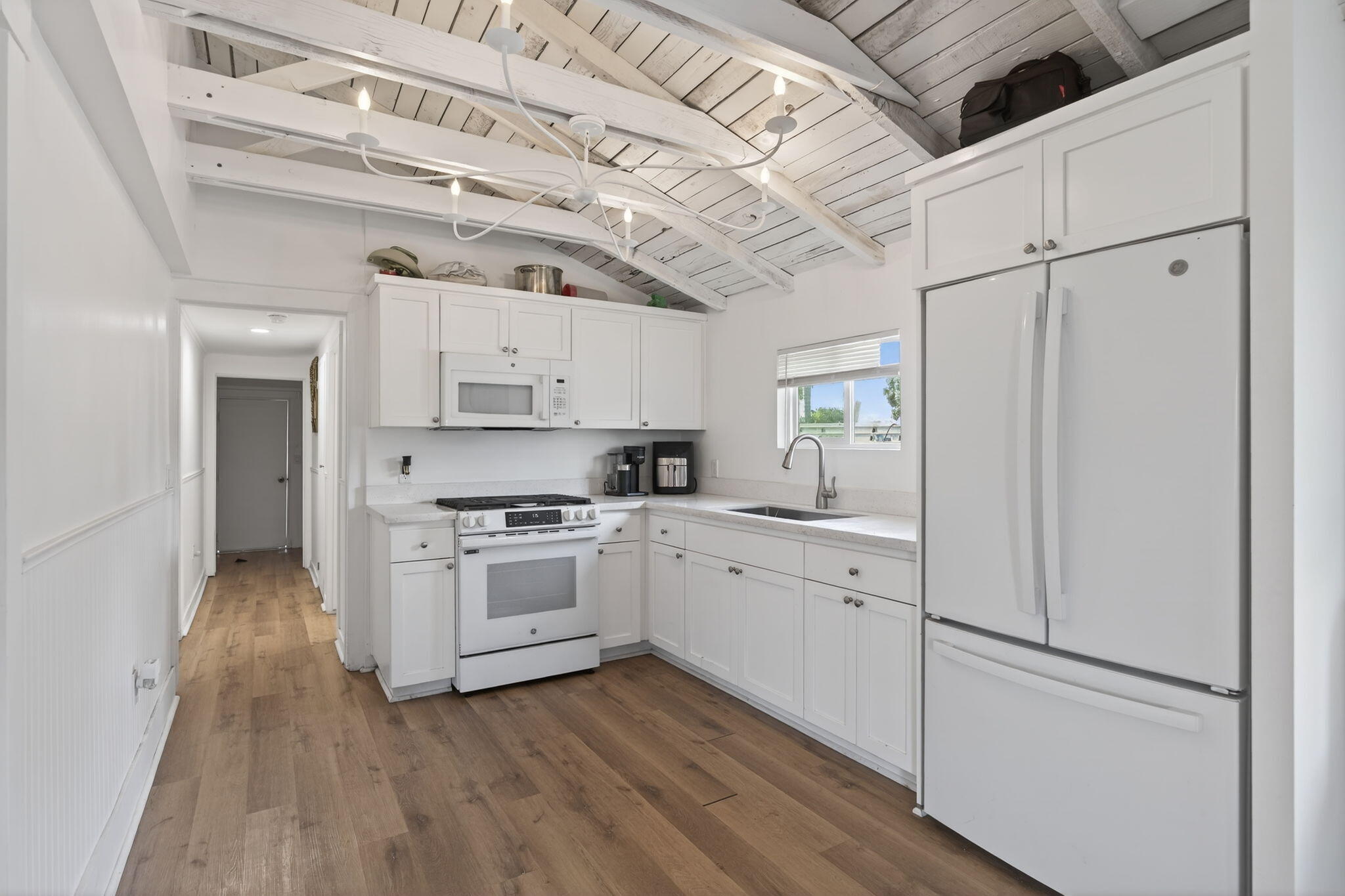 4213 Carpinteria Avenue