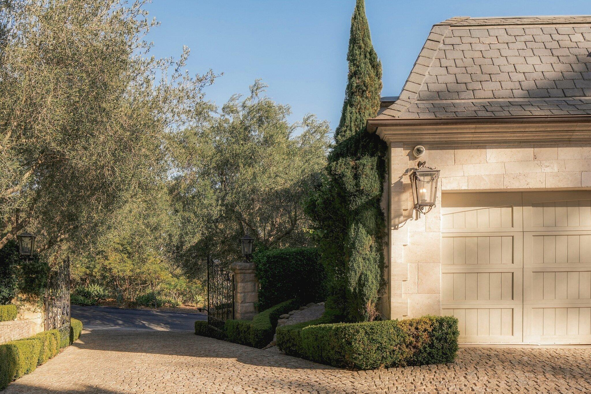 1170 Glenview Road