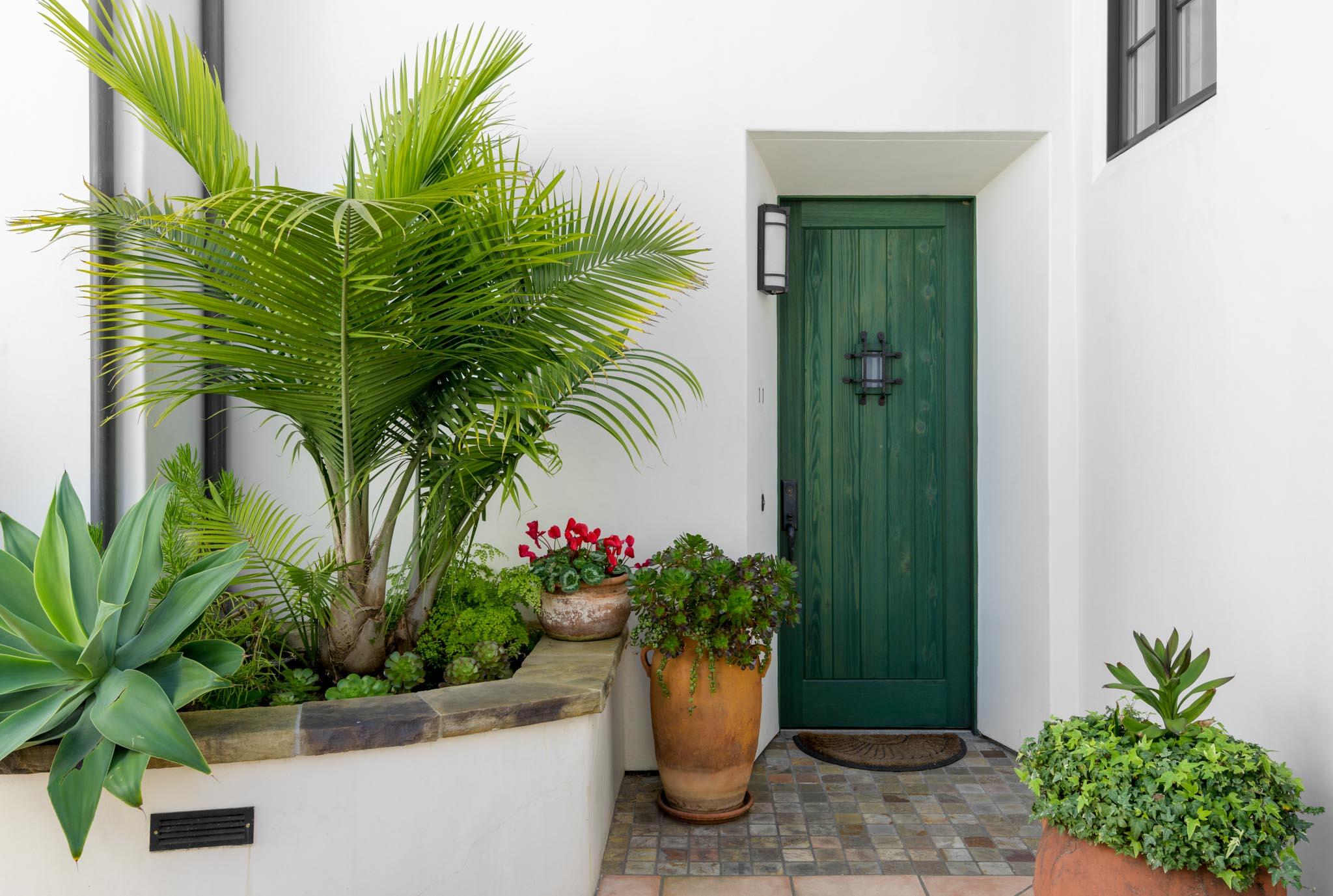 121 W De La Guerra Street 11