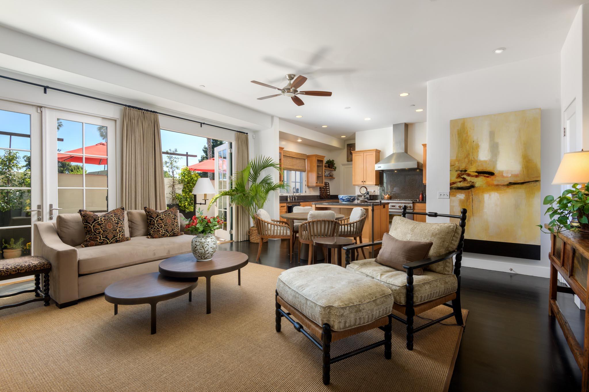 121 W De La Guerra Street 11