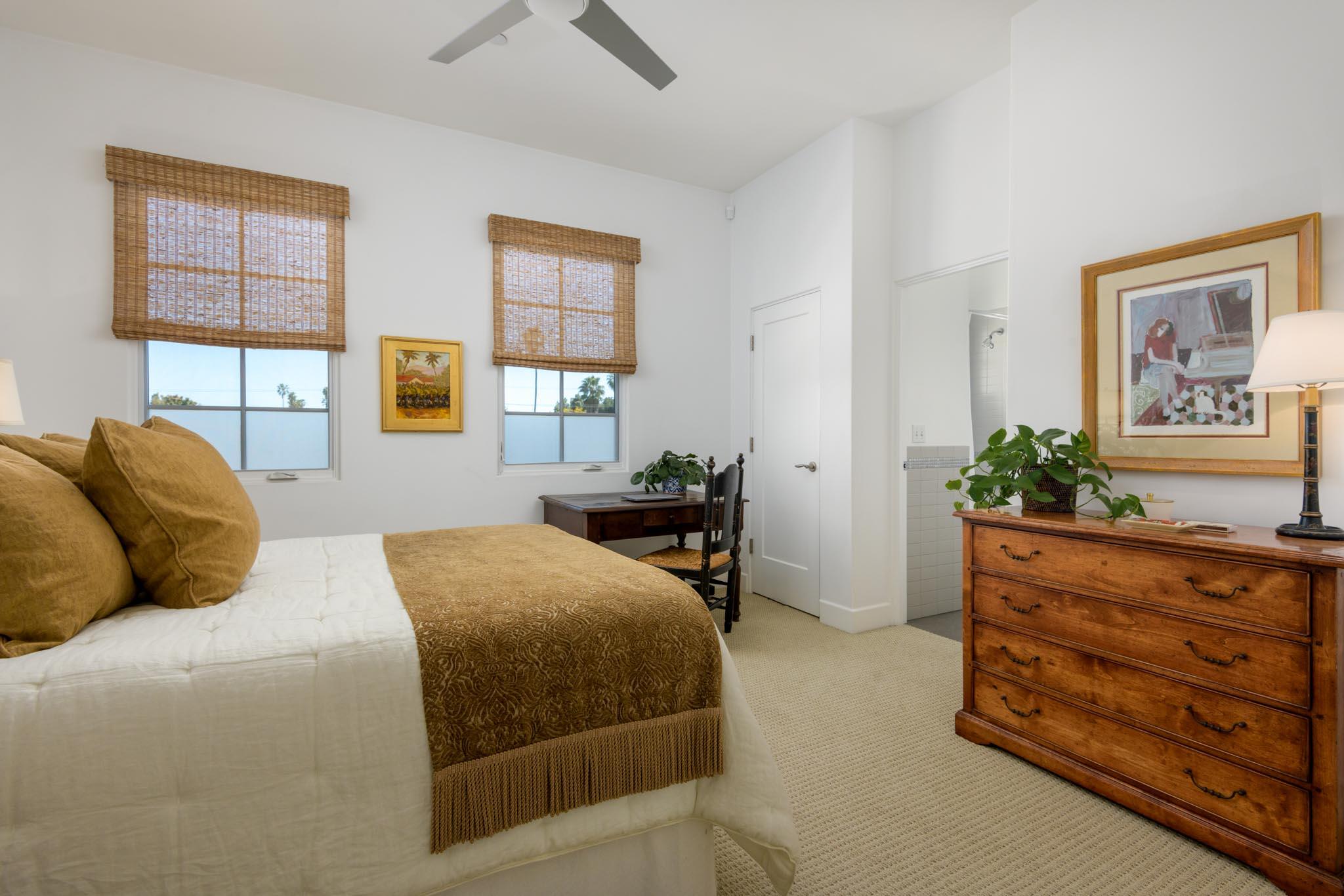 121 W De La Guerra Street 11