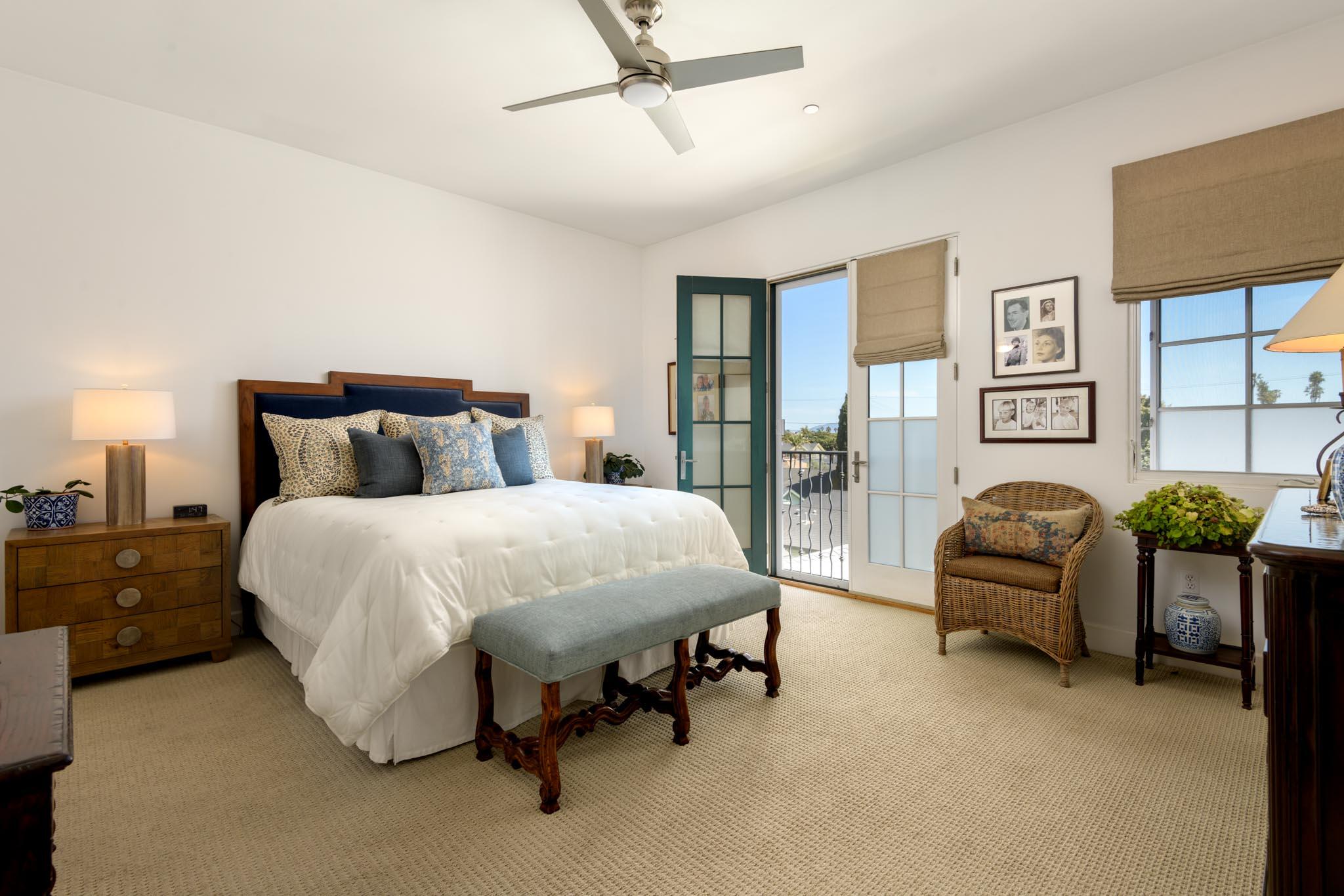 121 W De La Guerra Street 11