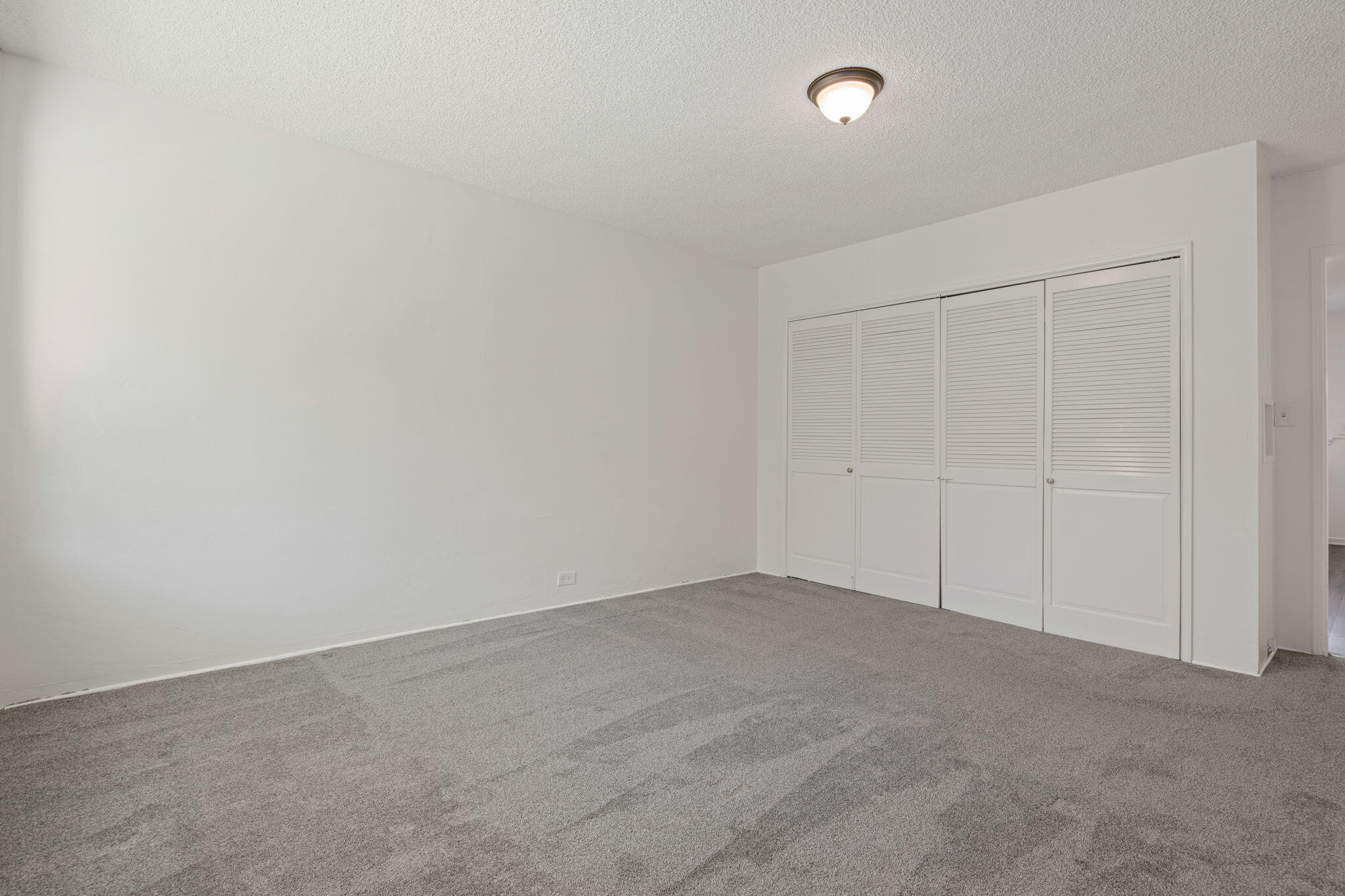 876 Elm Avenue