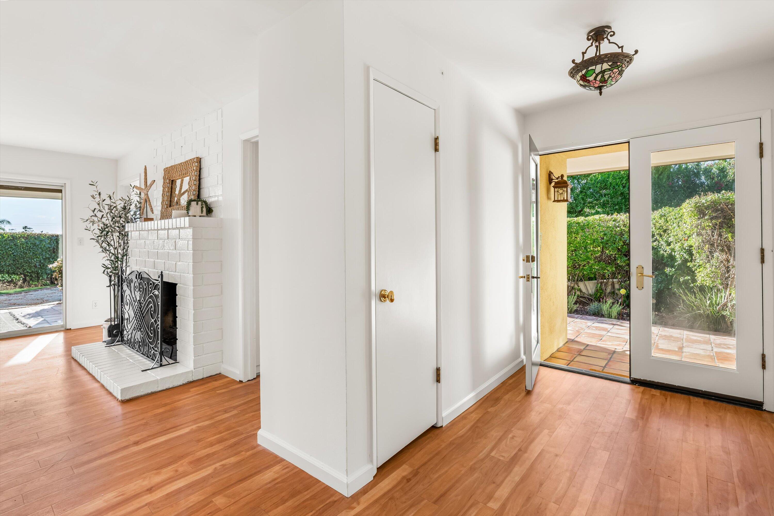 476 Venado Drive