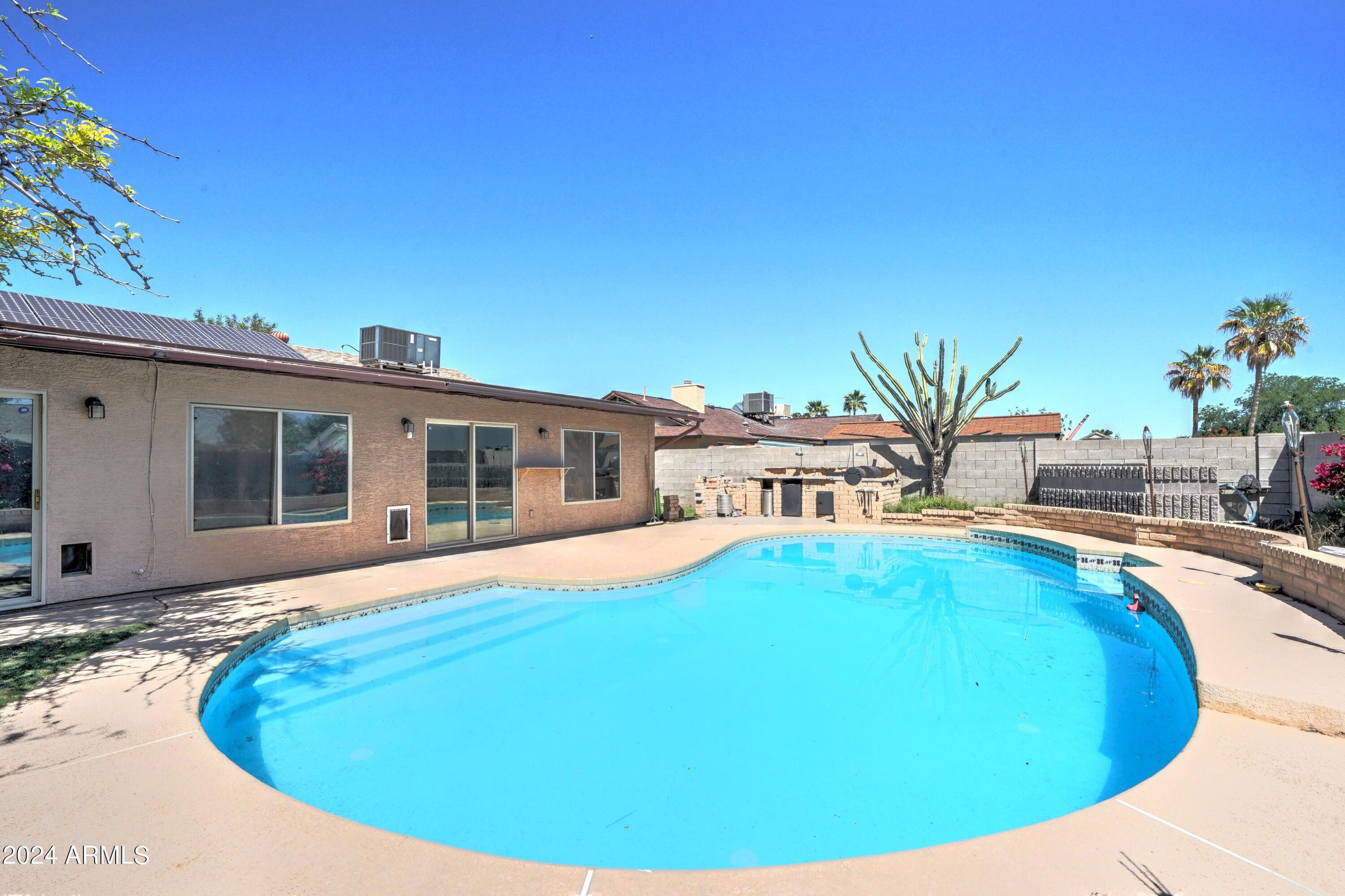 8939 W ECHO Lane