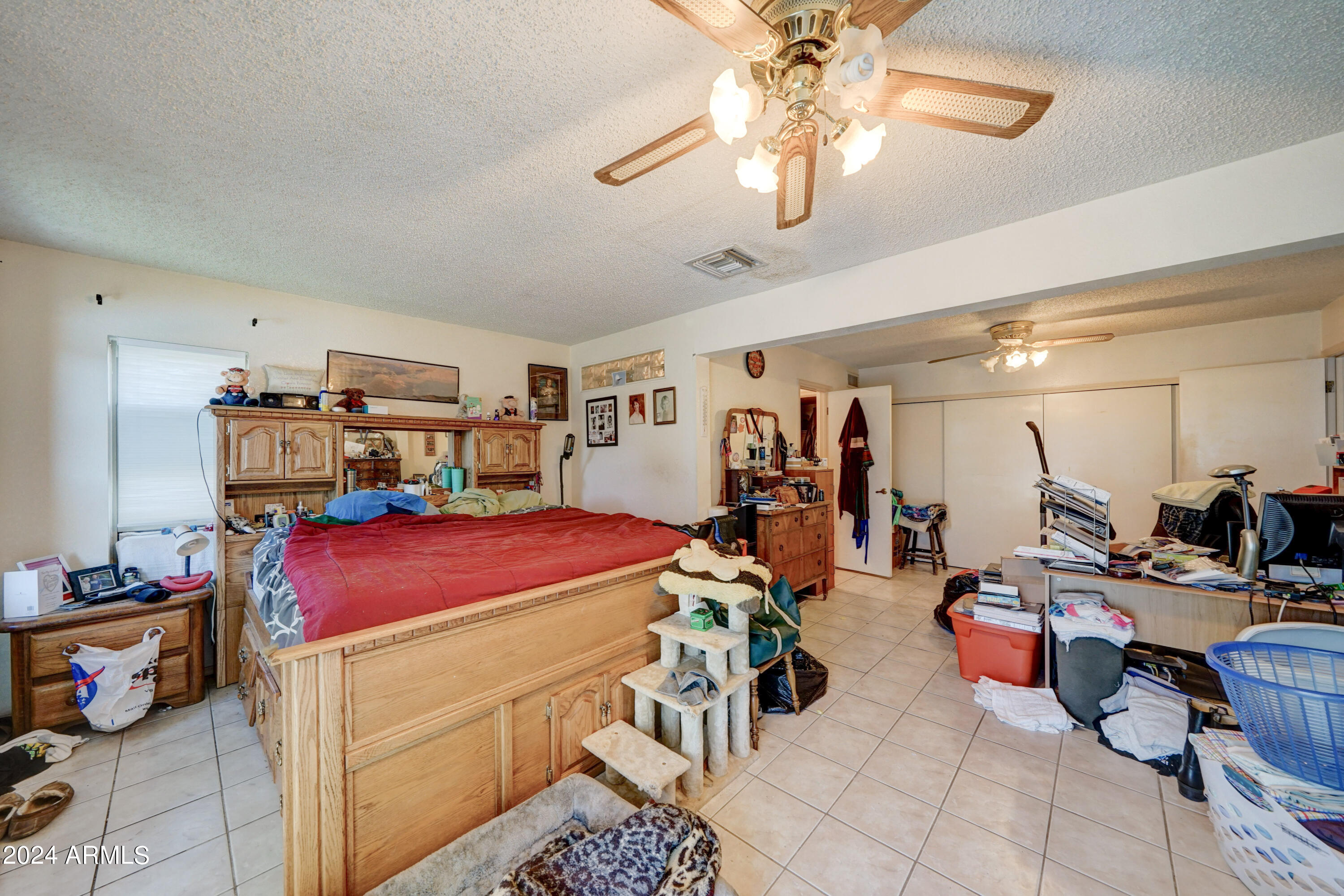 8939 W ECHO Lane