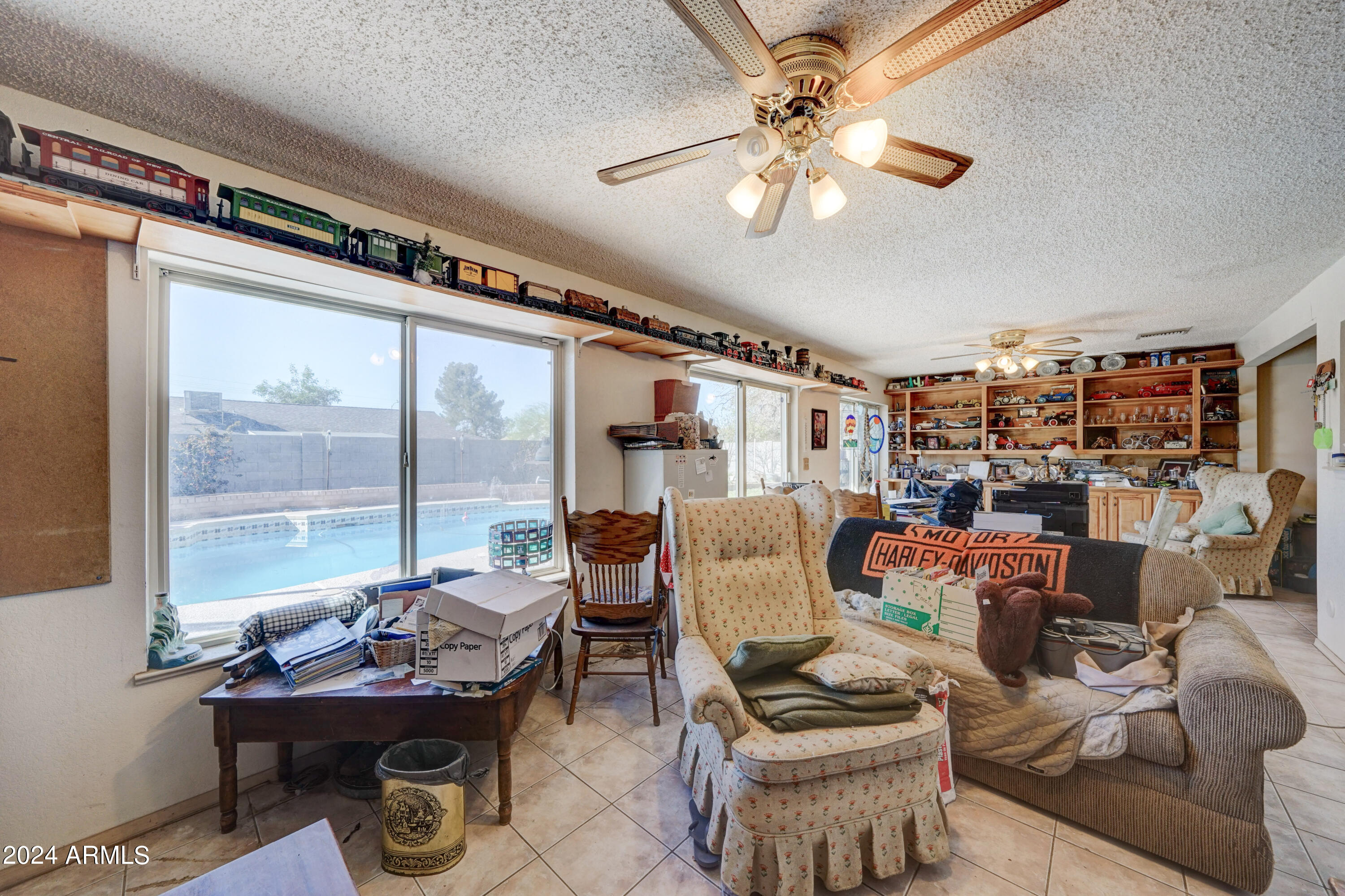 8939 W ECHO Lane