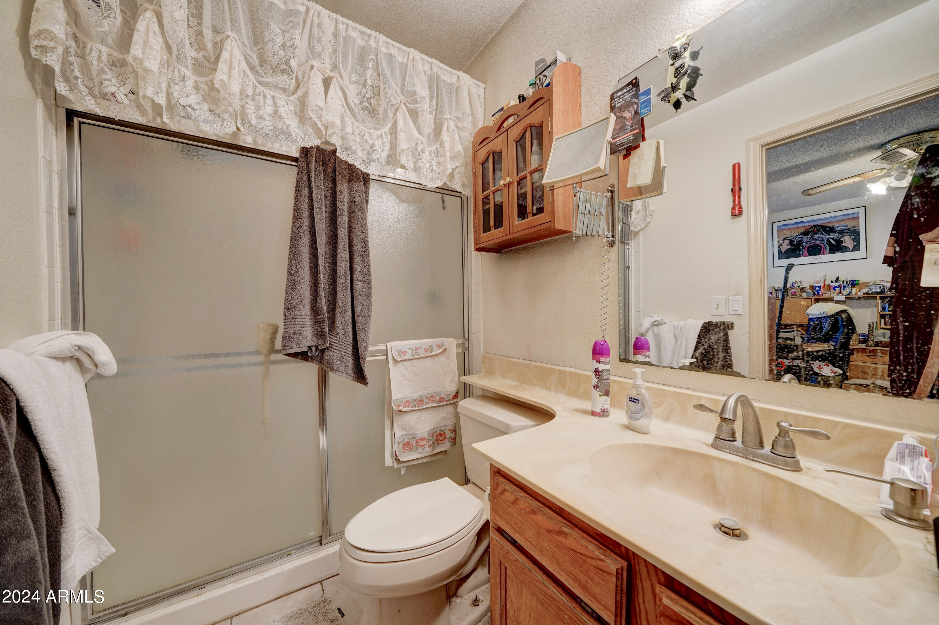 8939 W ECHO Lane