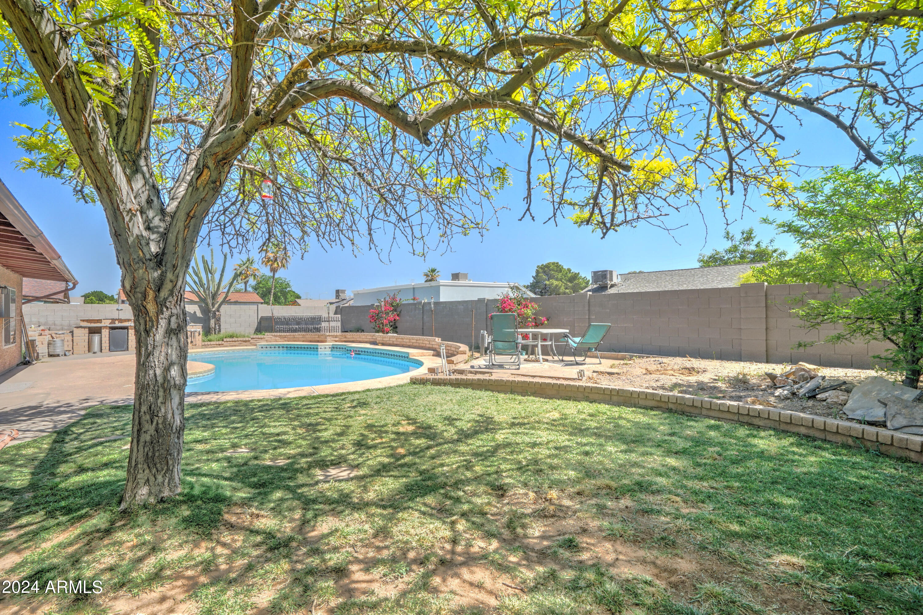 8939 W ECHO Lane