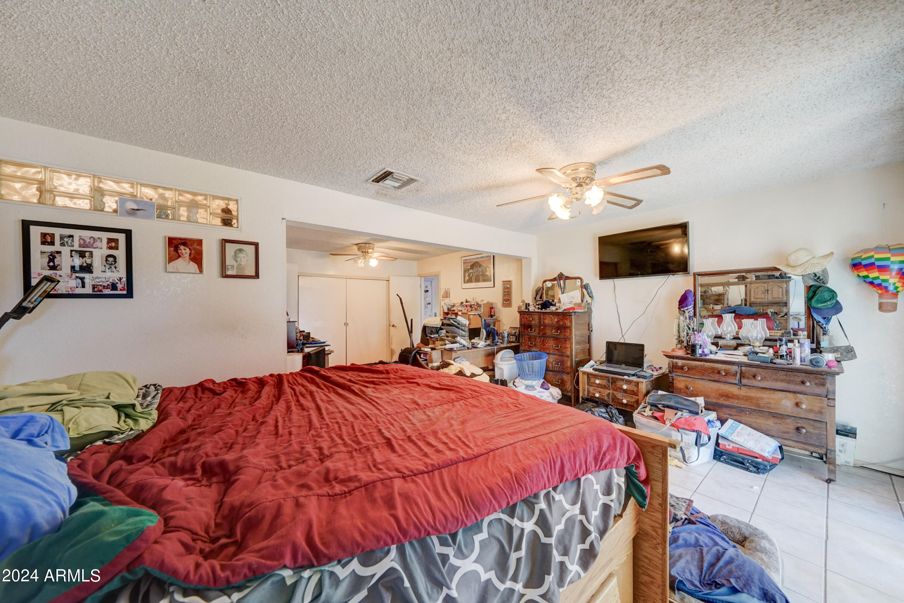 8939 W ECHO Lane