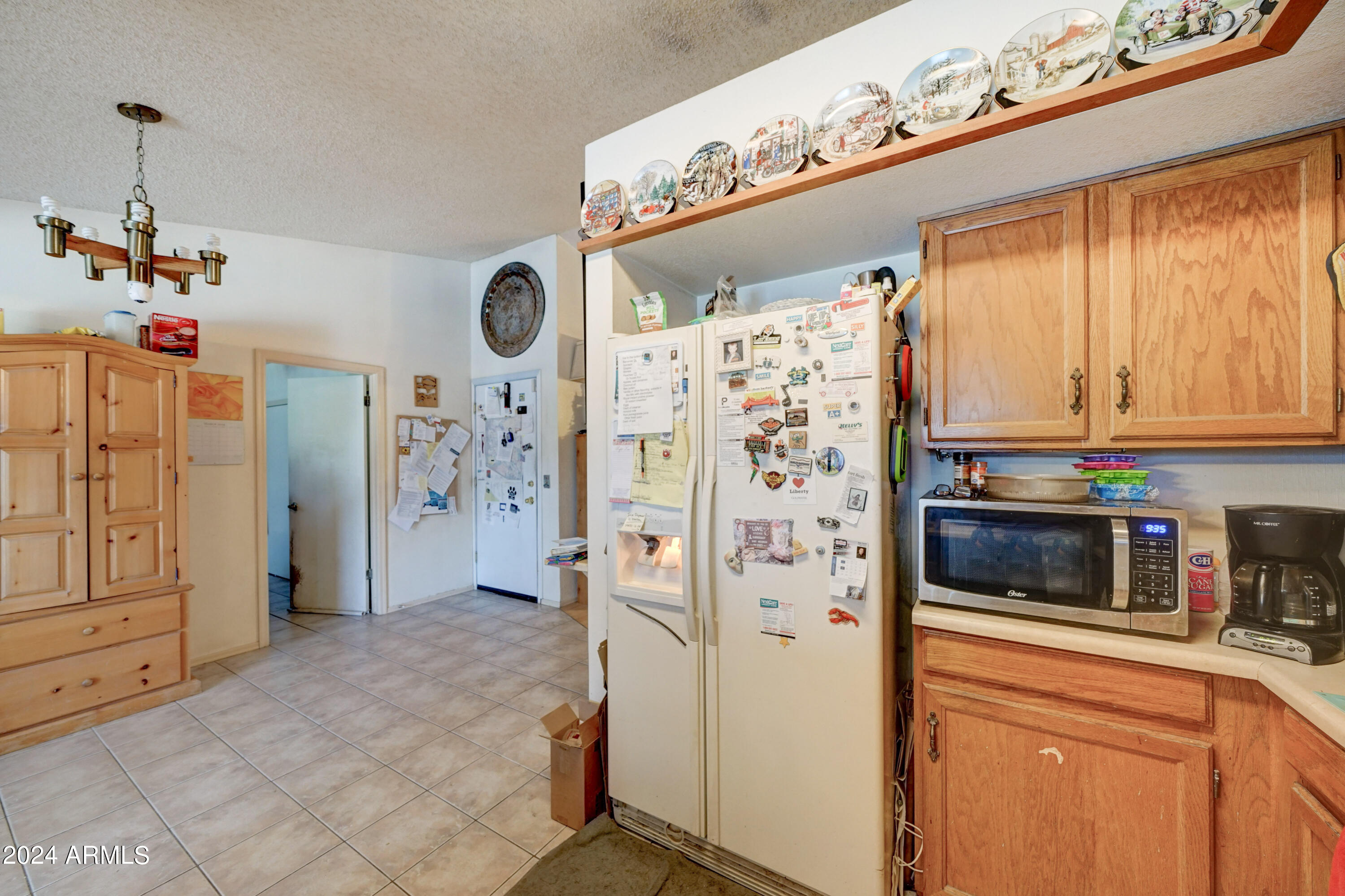 8939 W ECHO Lane