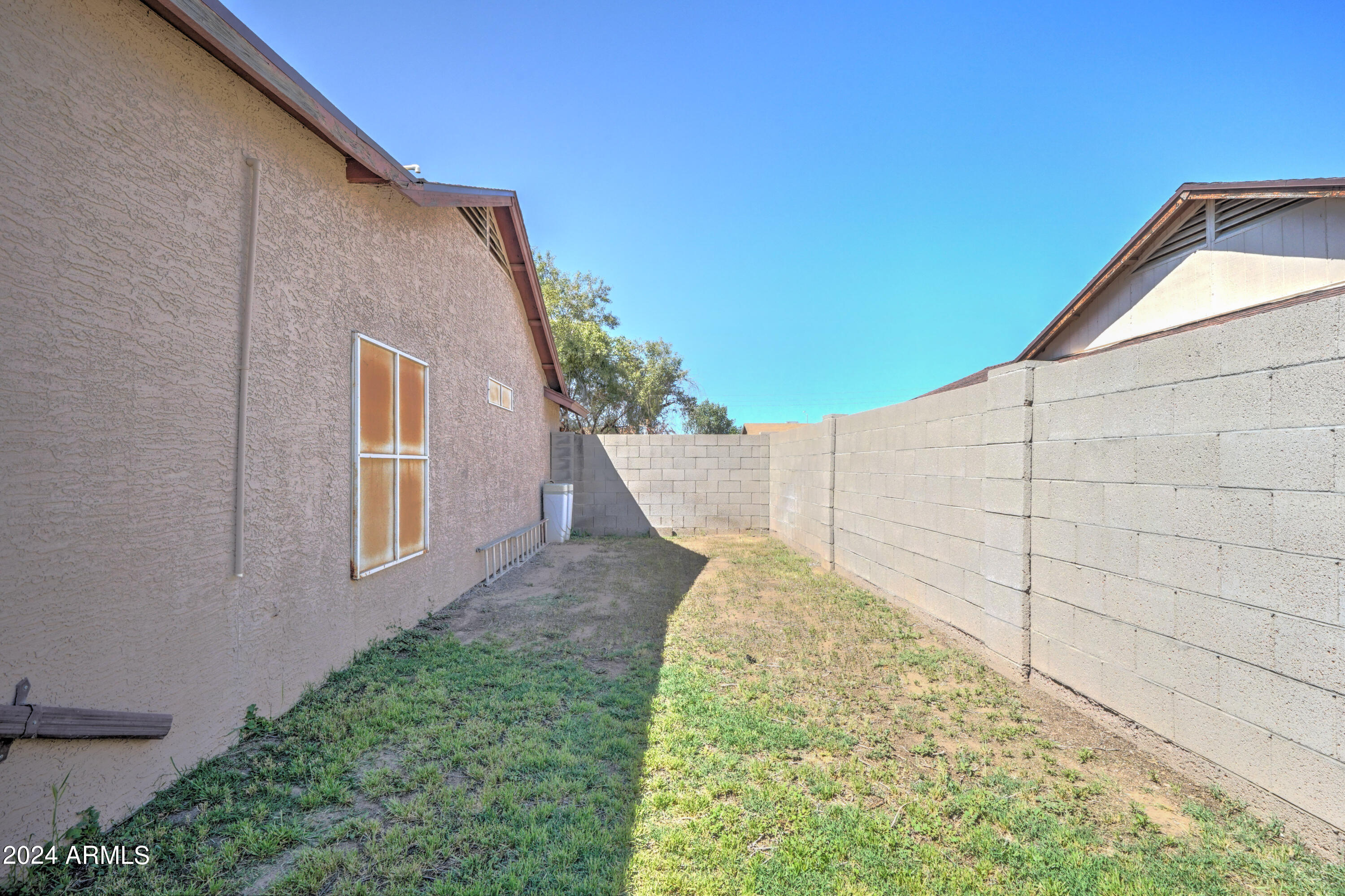 8939 W ECHO Lane