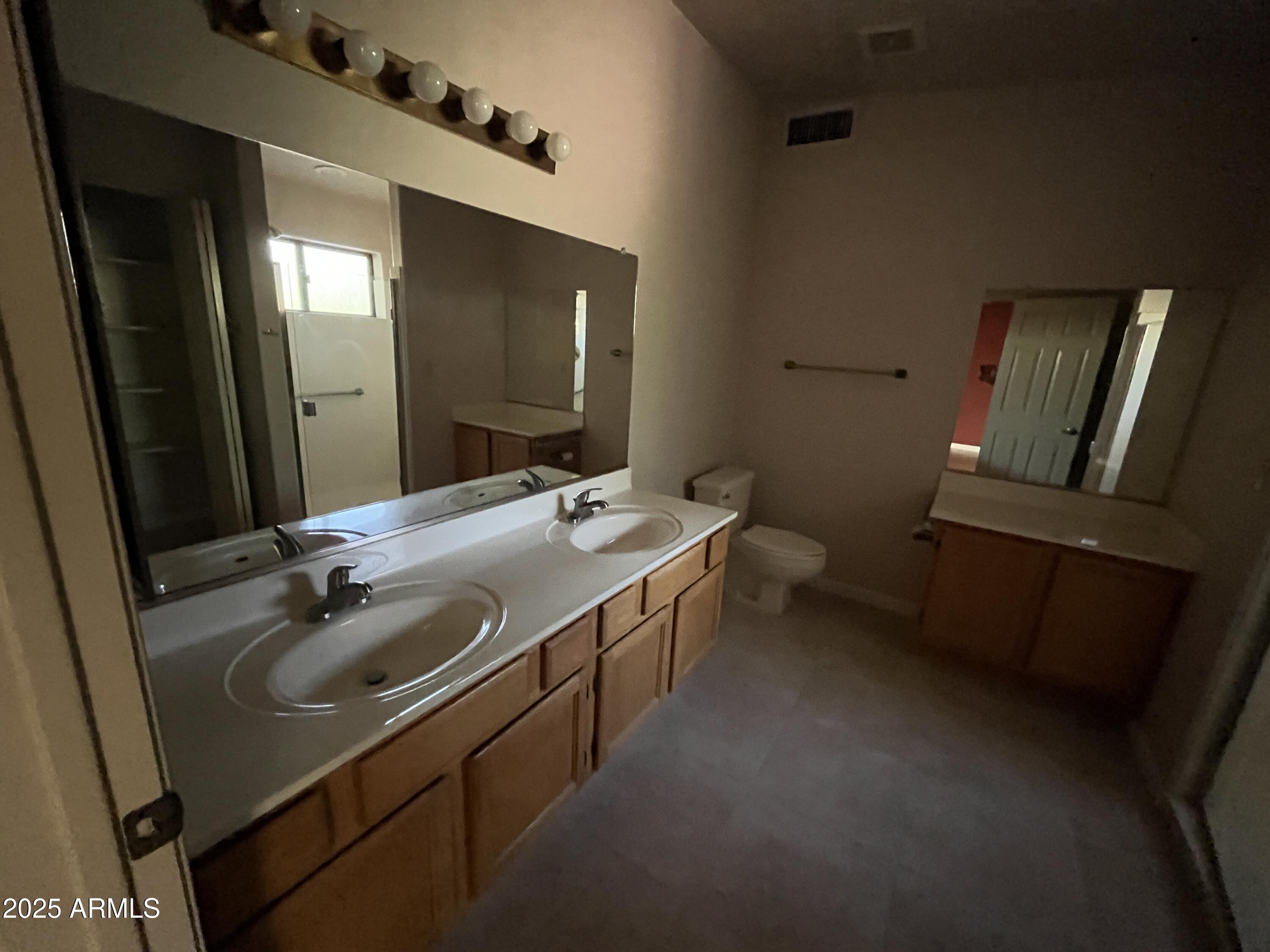 37222 N TOM DARLINGTON Drive, 9