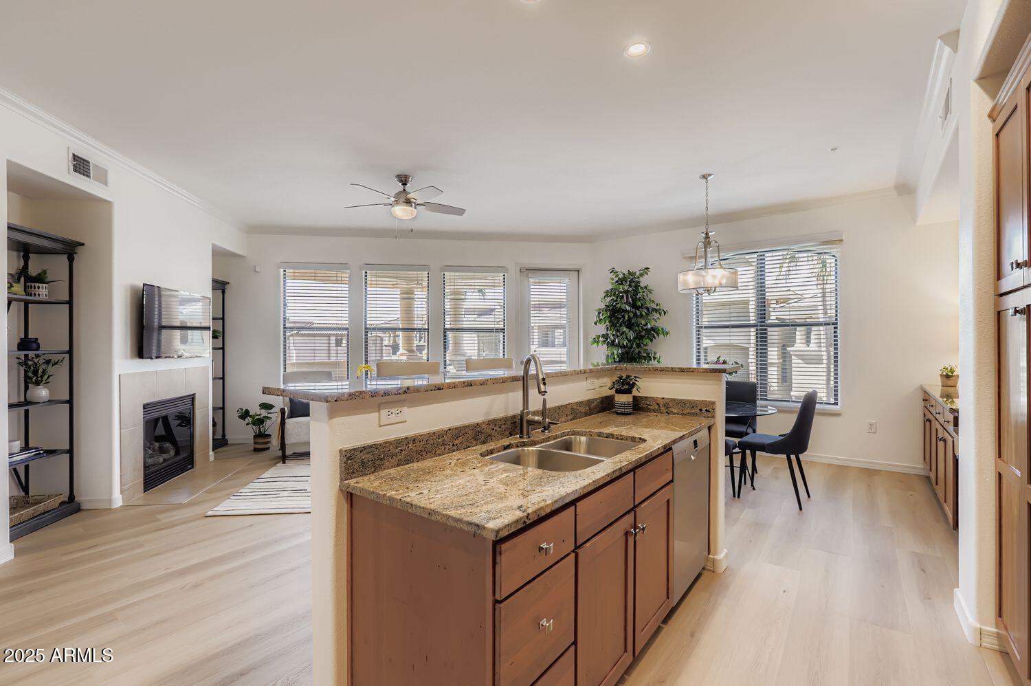 7601 E INDIAN BEND Road, 3033, Scottsdale Unit: 3033