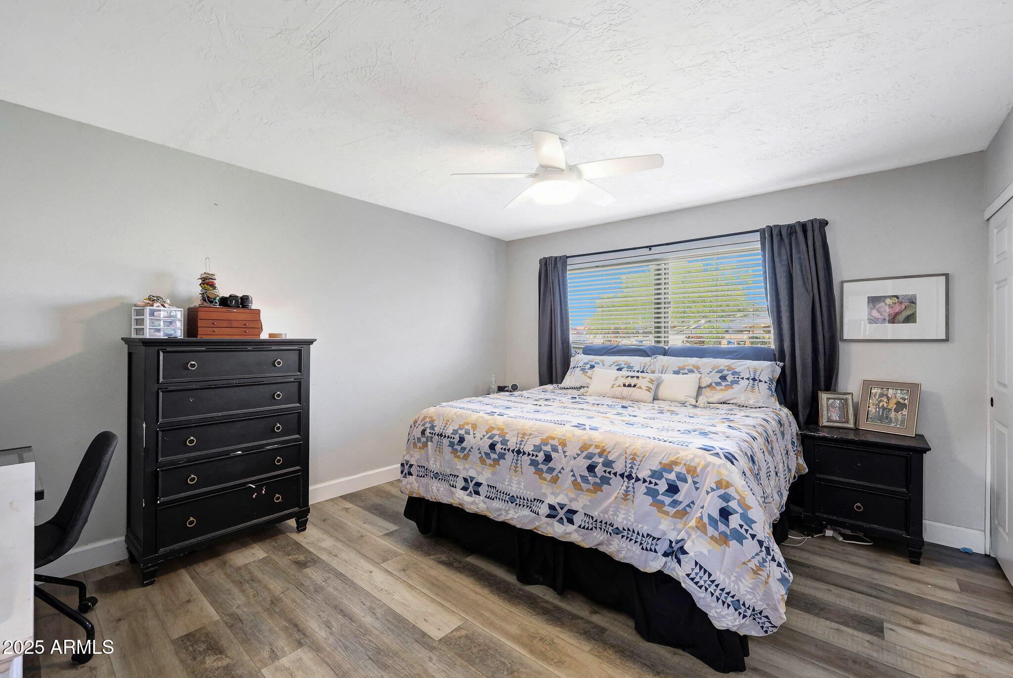 2353 W TIERRA BUENA Lane