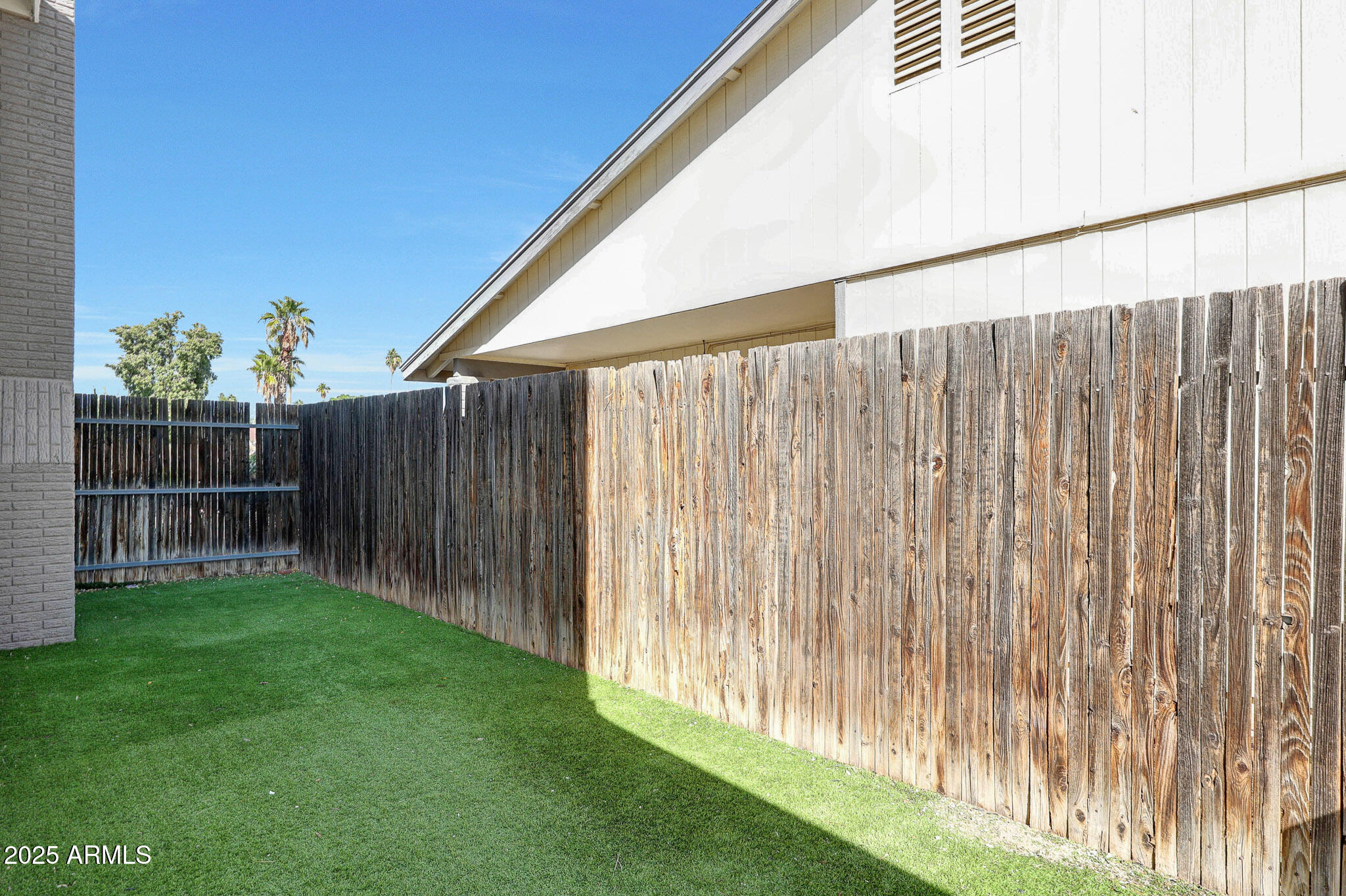 2353 W TIERRA BUENA Lane