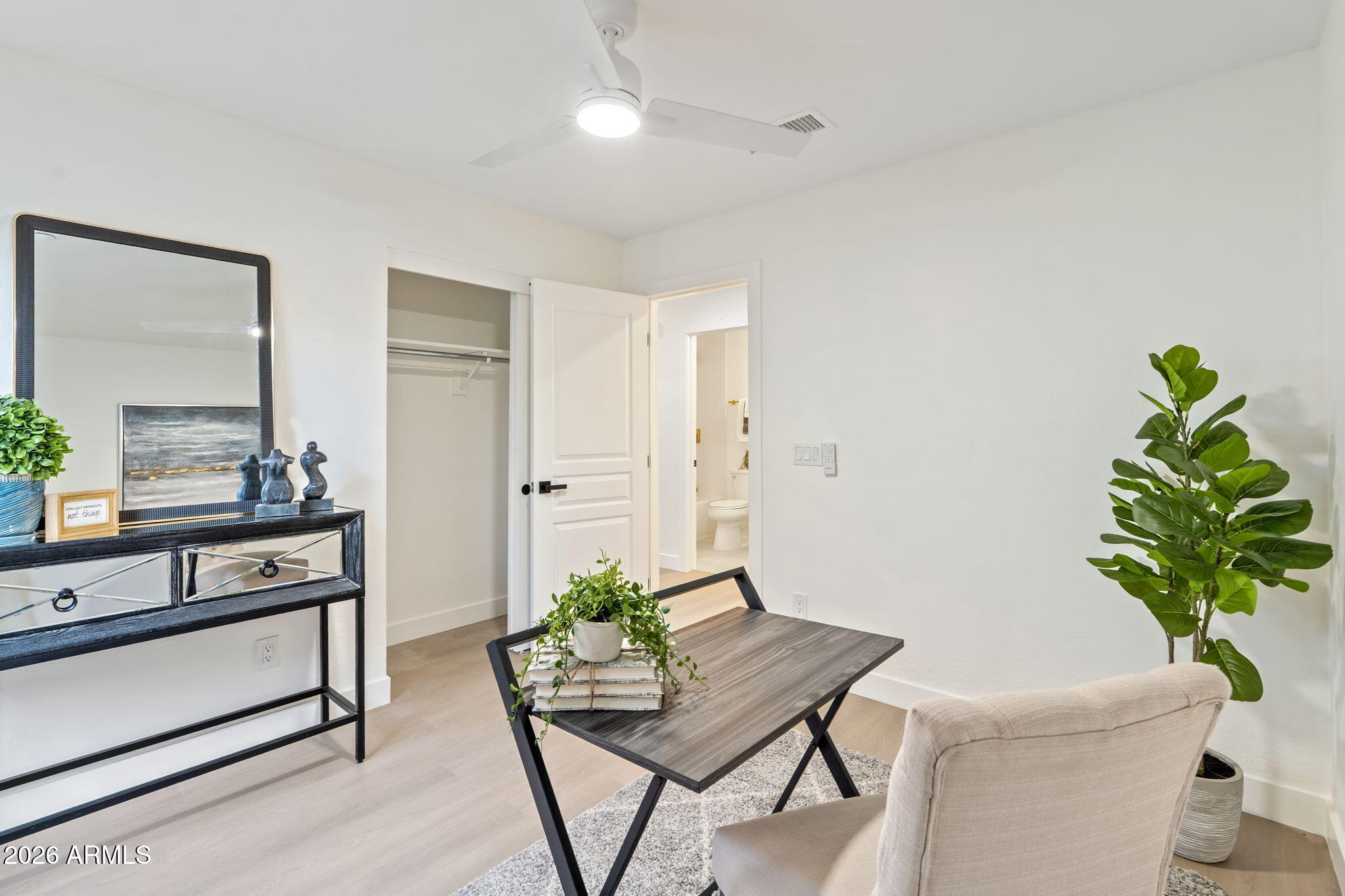 15215 N 104TH Place