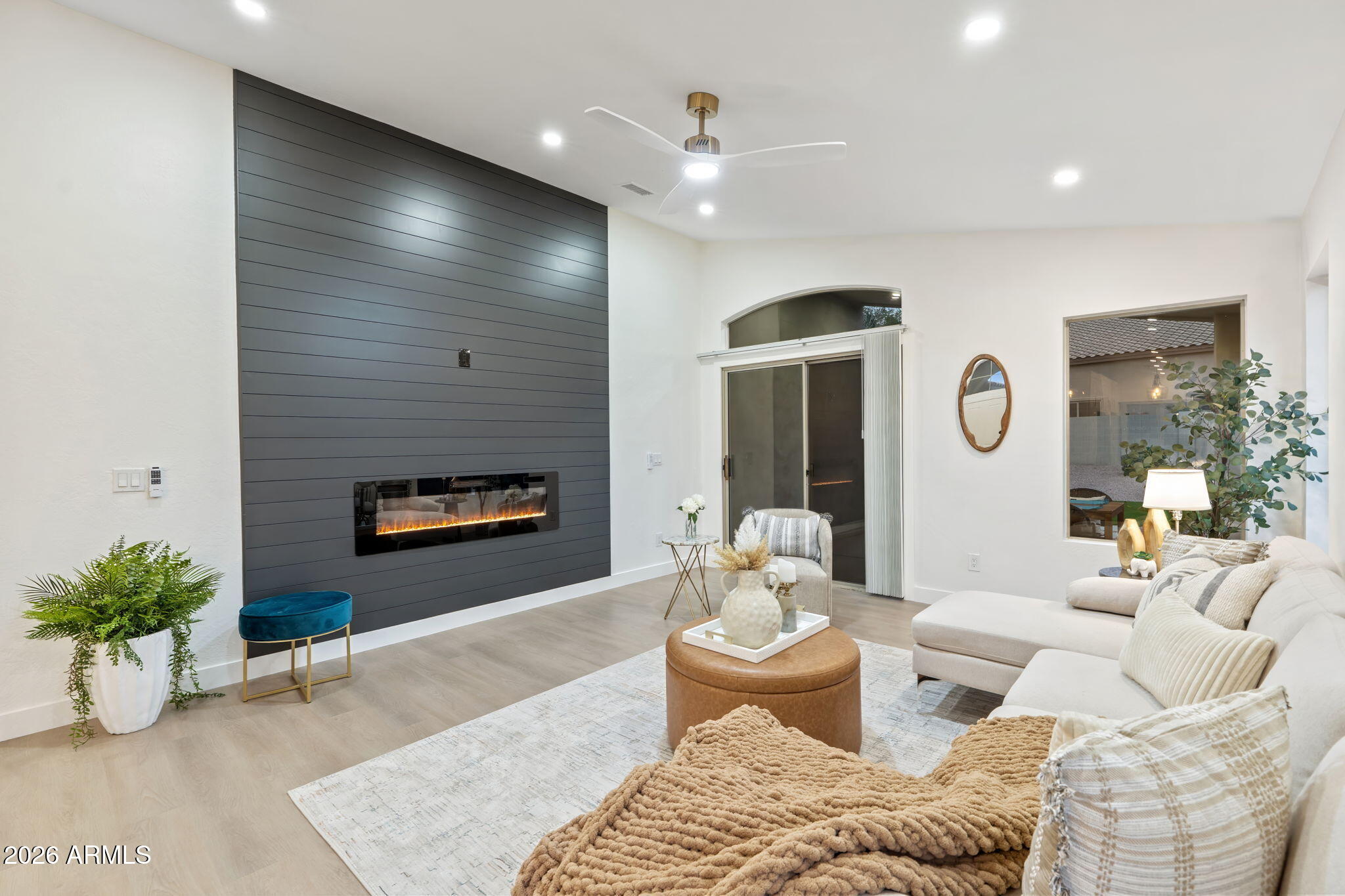 15215 N 104TH Place
