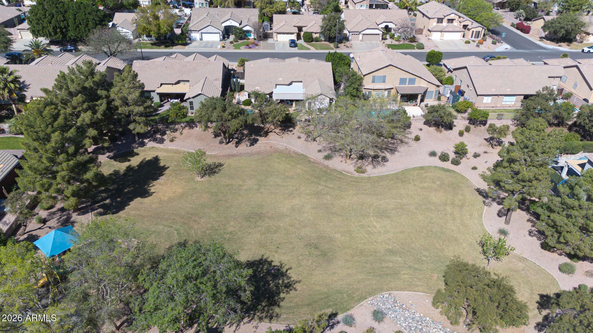 3897 E CULLUMBER Street