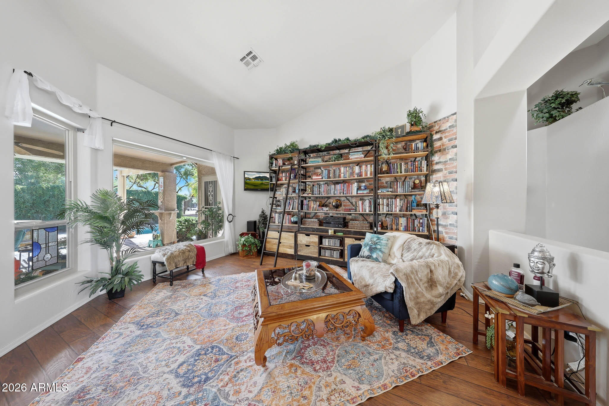 3897 E CULLUMBER Street