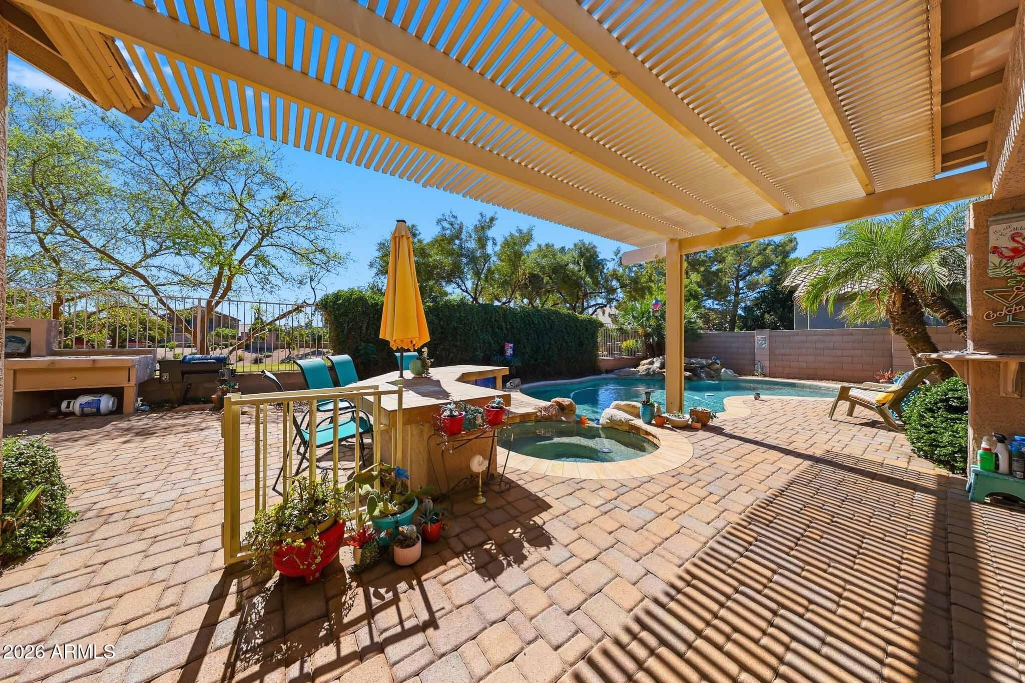 3897 E CULLUMBER Street