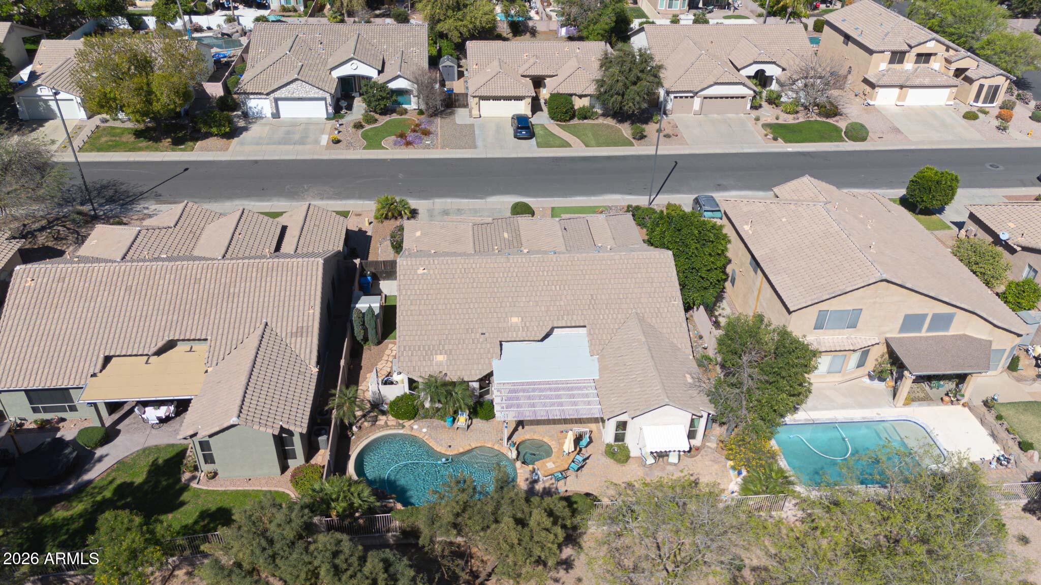 3897 E CULLUMBER Street