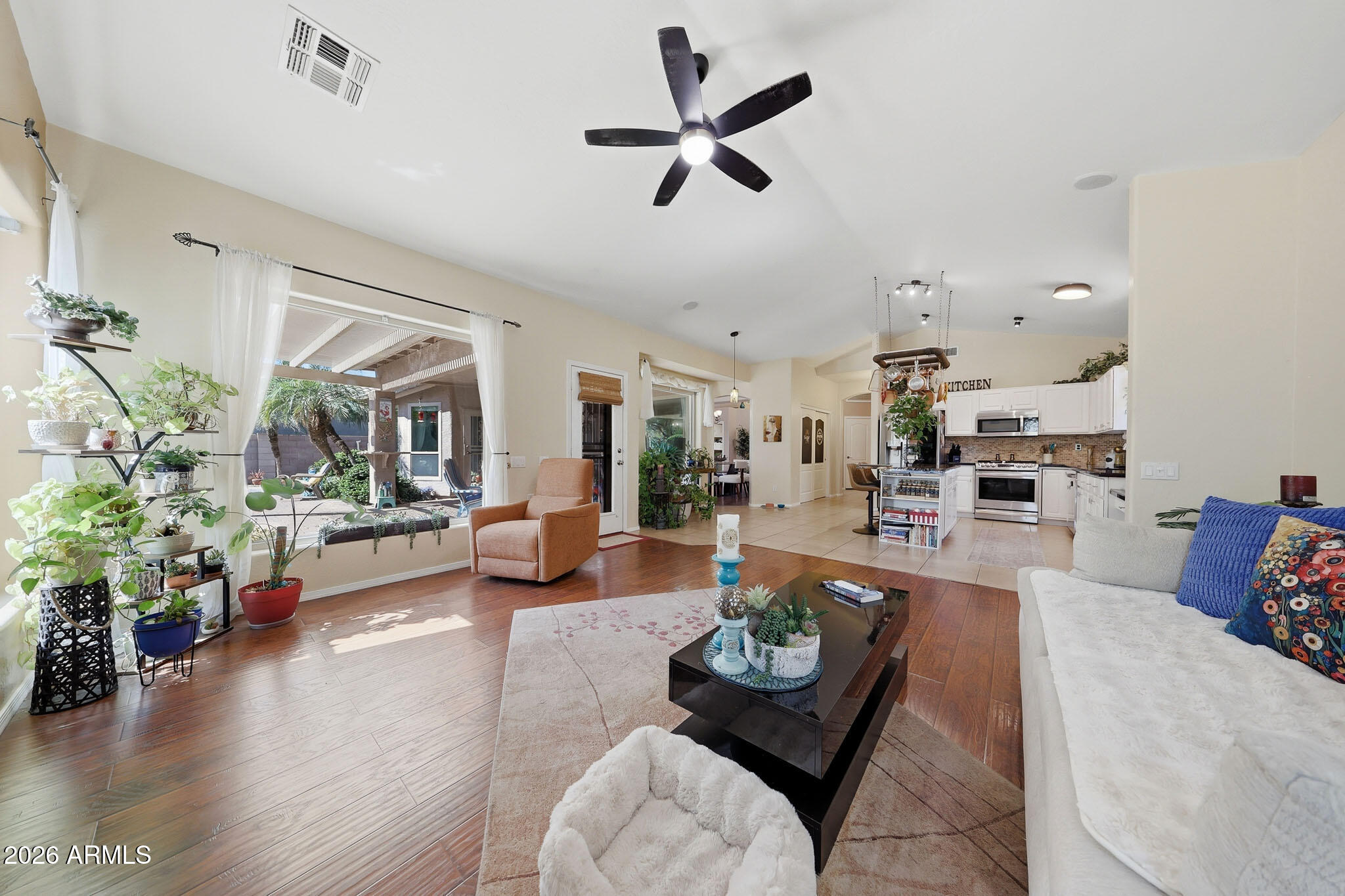 3897 E CULLUMBER Street